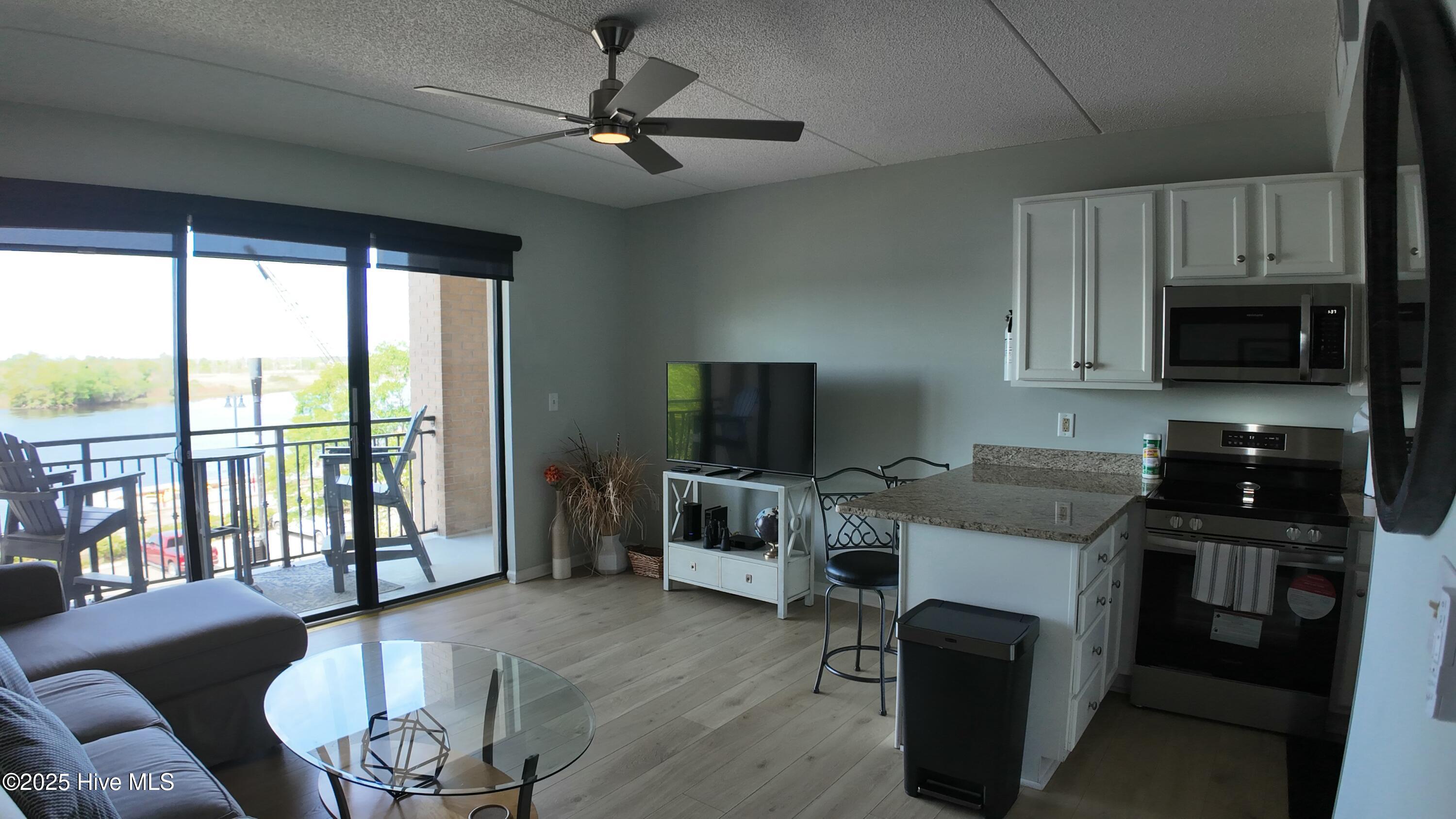 100500705 | Photo 10