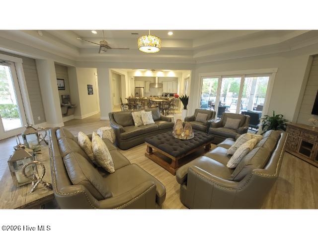 100546401 | Photo 37