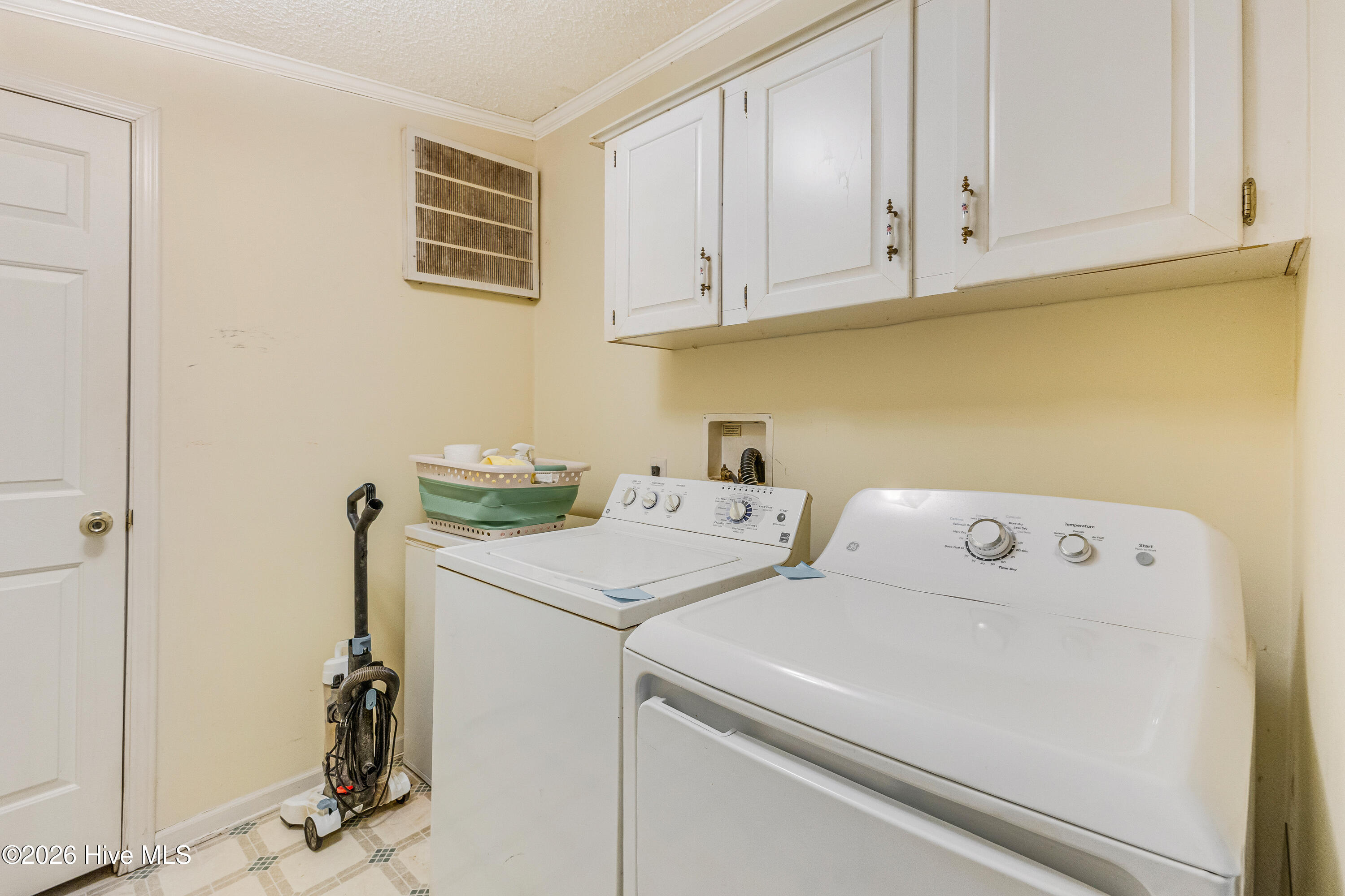 100559404 | Photo 18