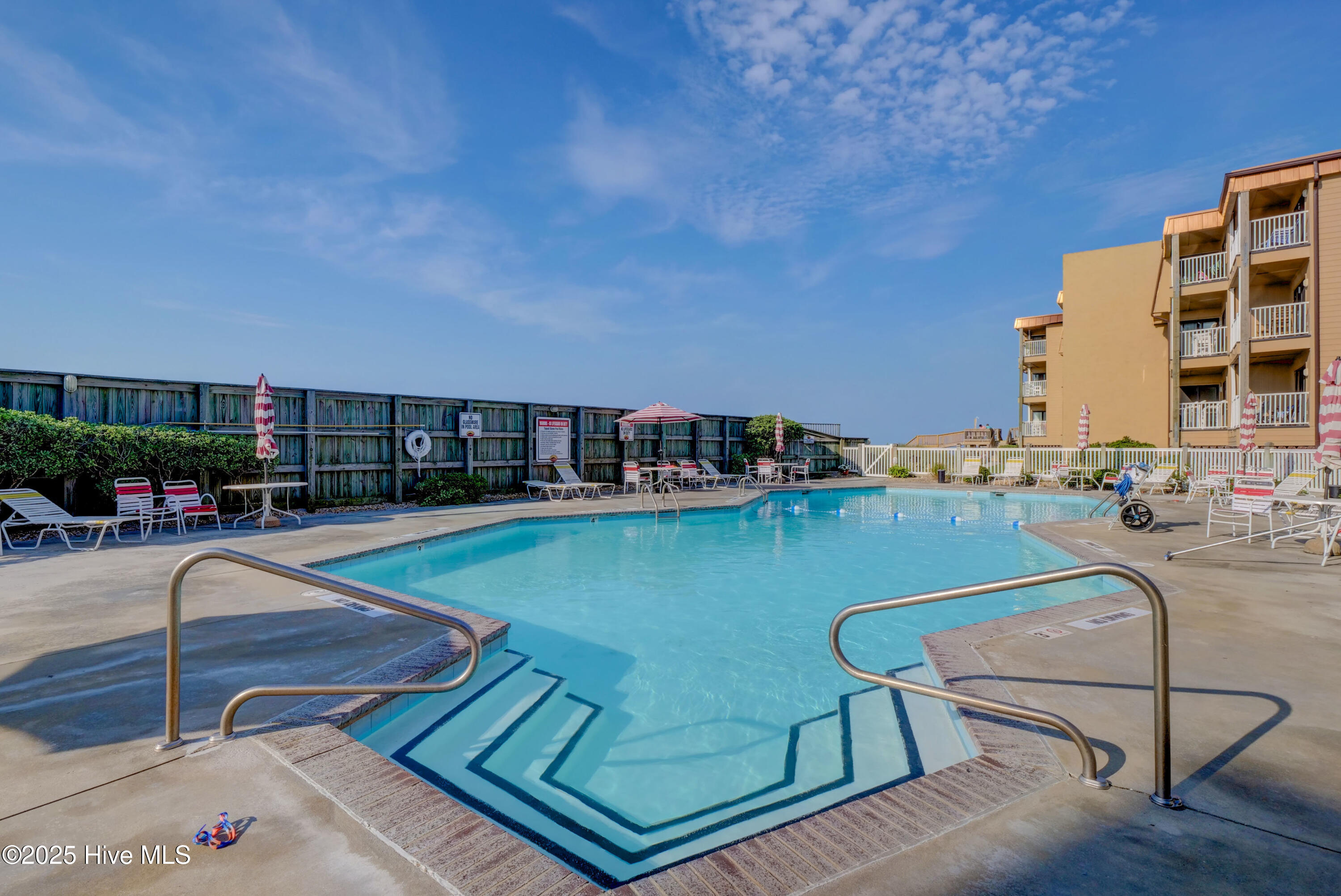 100495558 | Photo 22