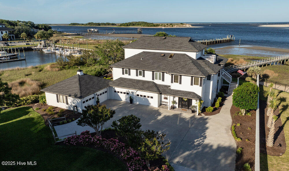 100511026 | Photo 64