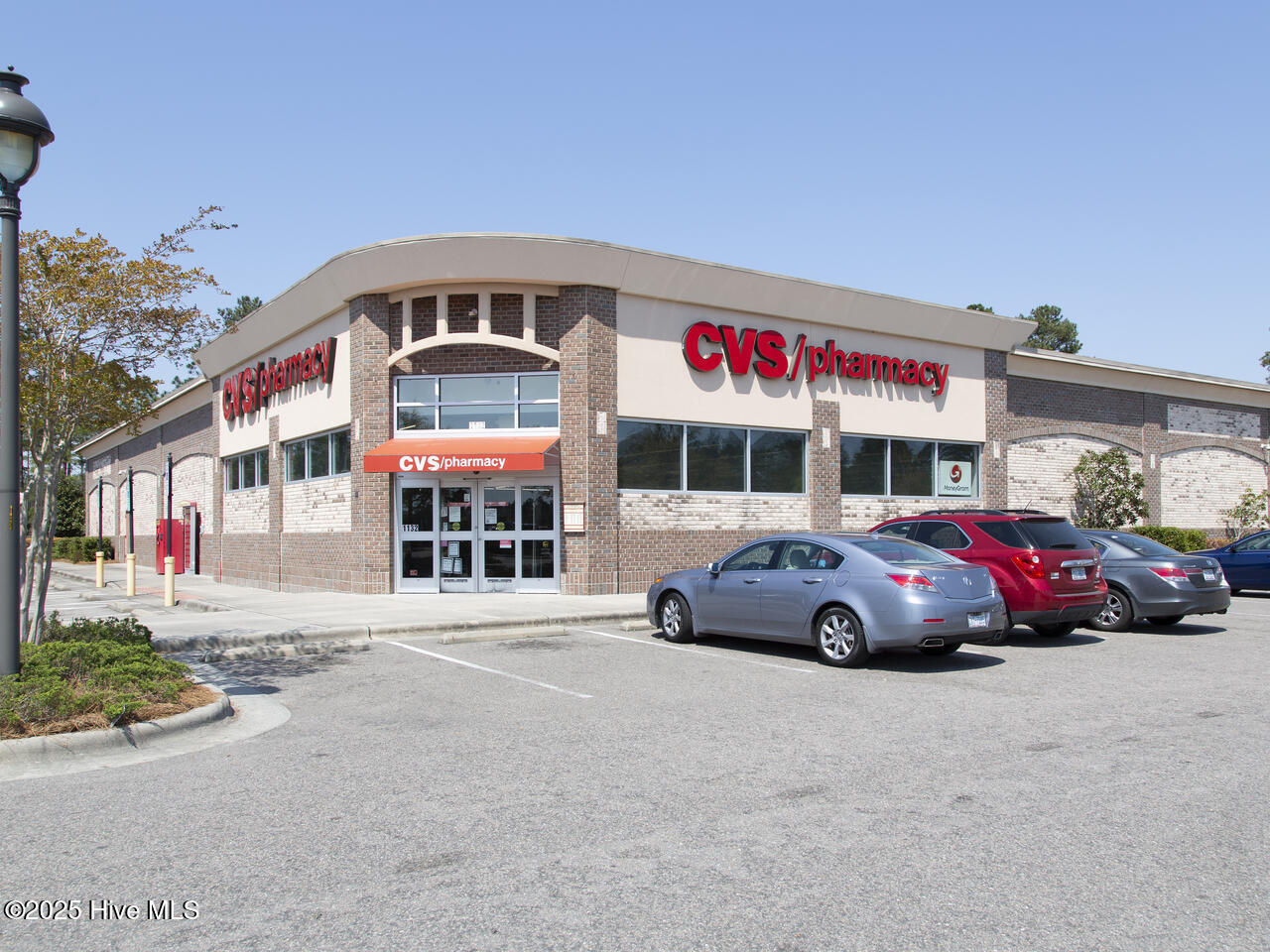 100539469 | Photo 45