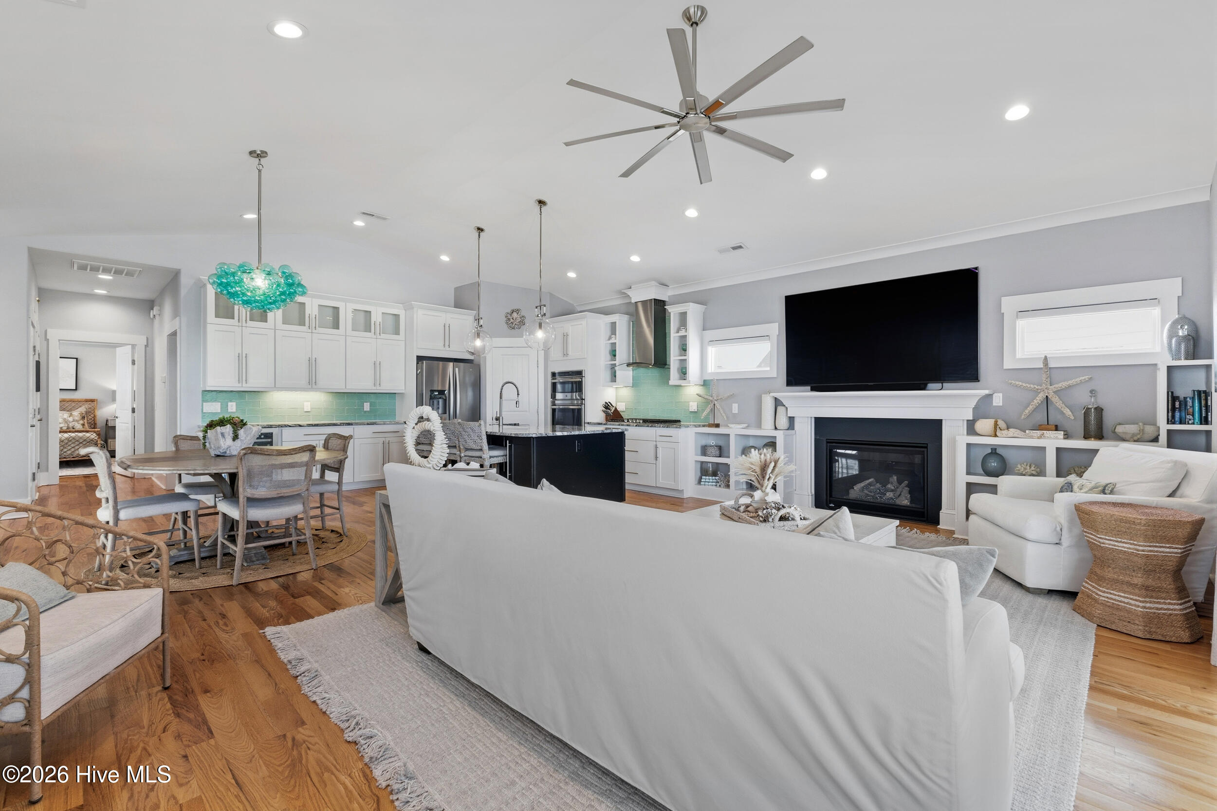 100554534 | Photo 17