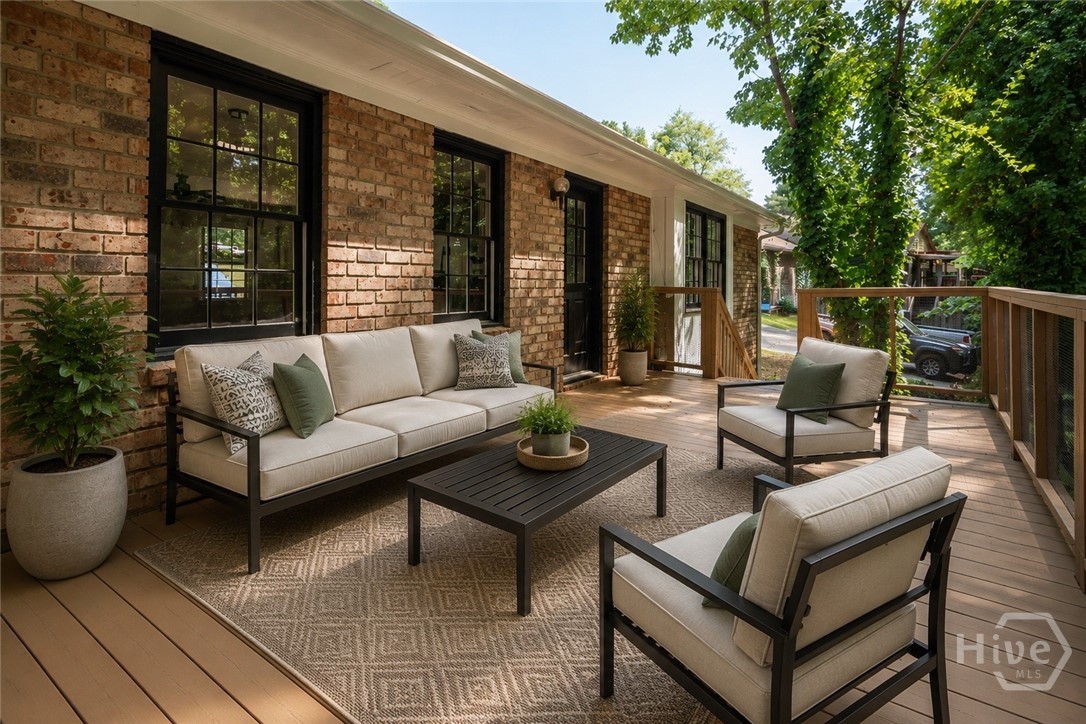 Virtually staged patio