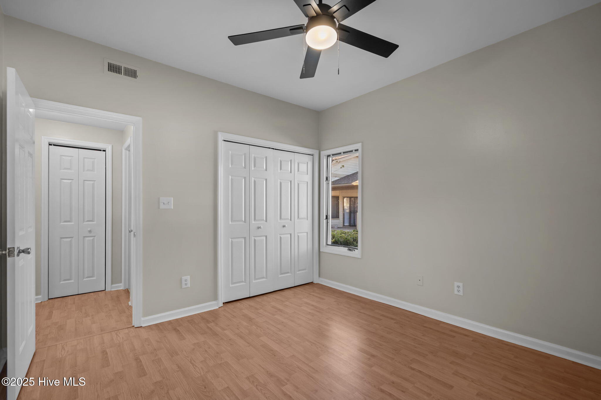 100539656 | Photo 42