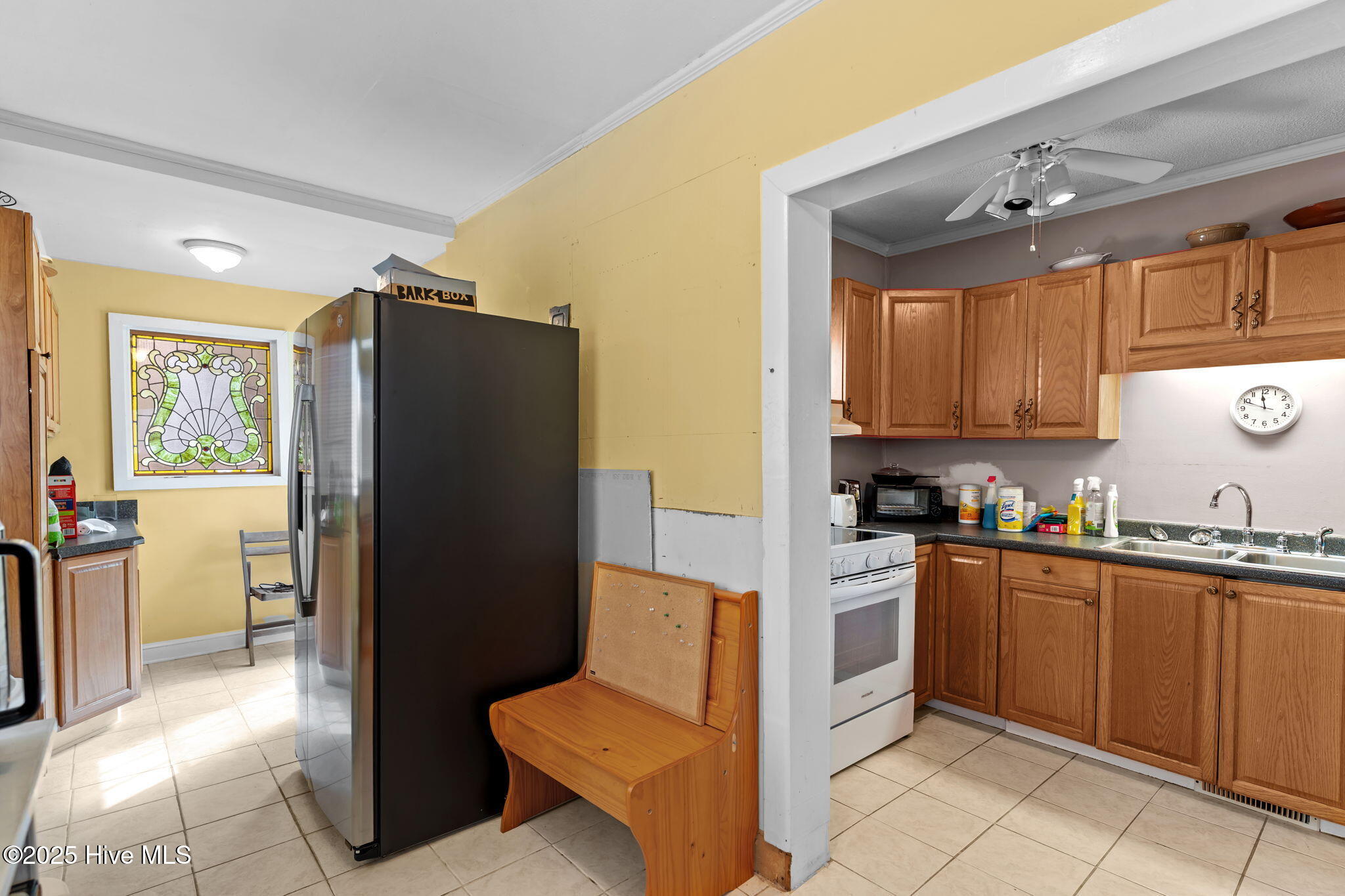 100536302 | Photo 19