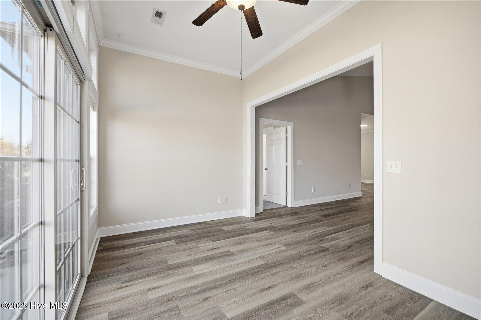 100543356 | Photo 23