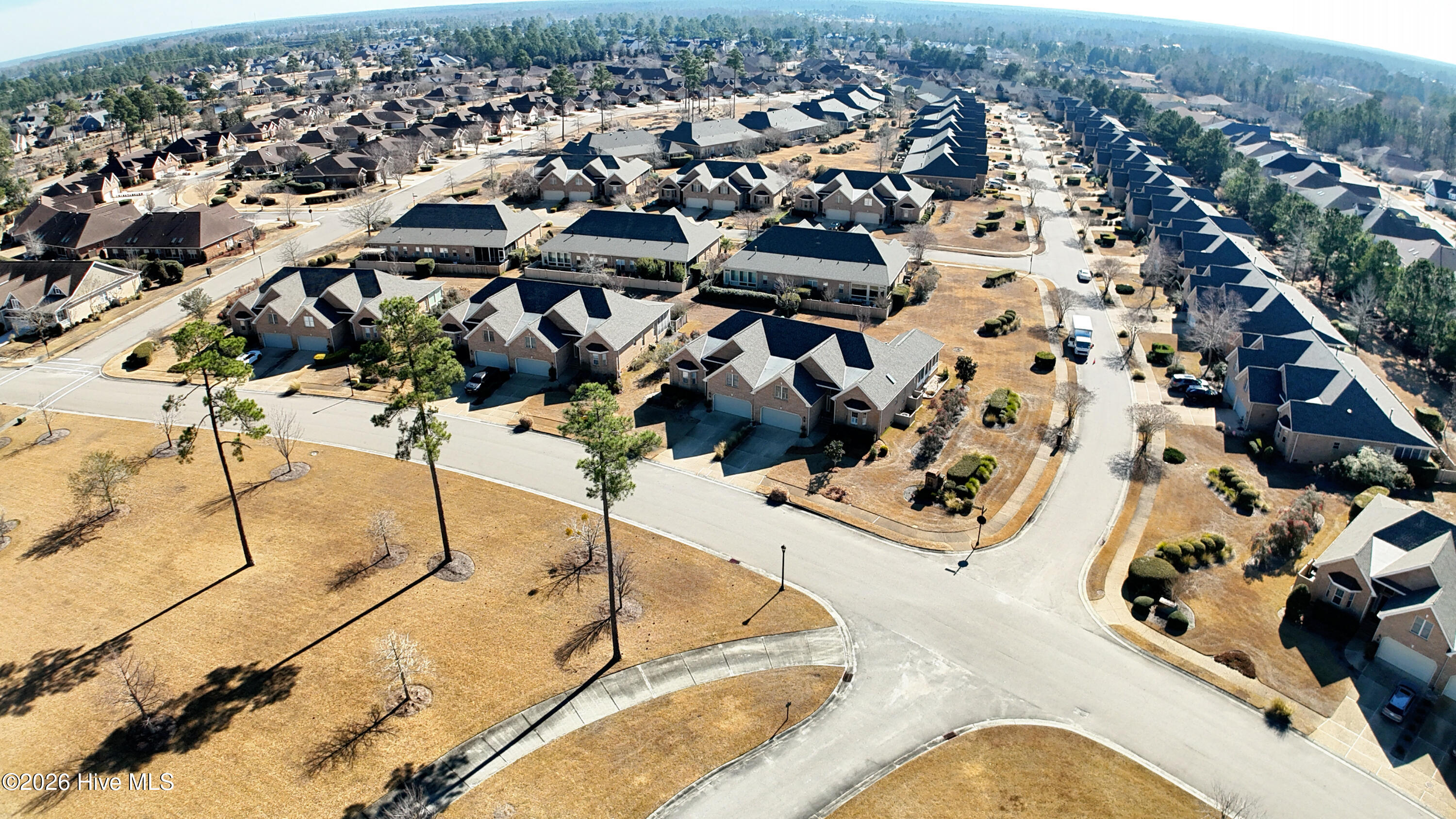 100550306 | Photo 31