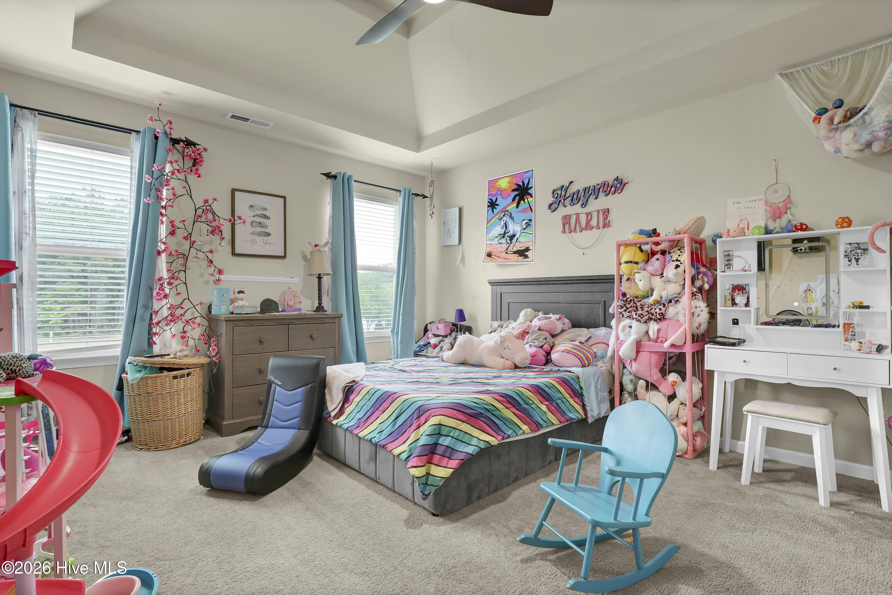 201 Wedgefield Circle,Maple Hill
