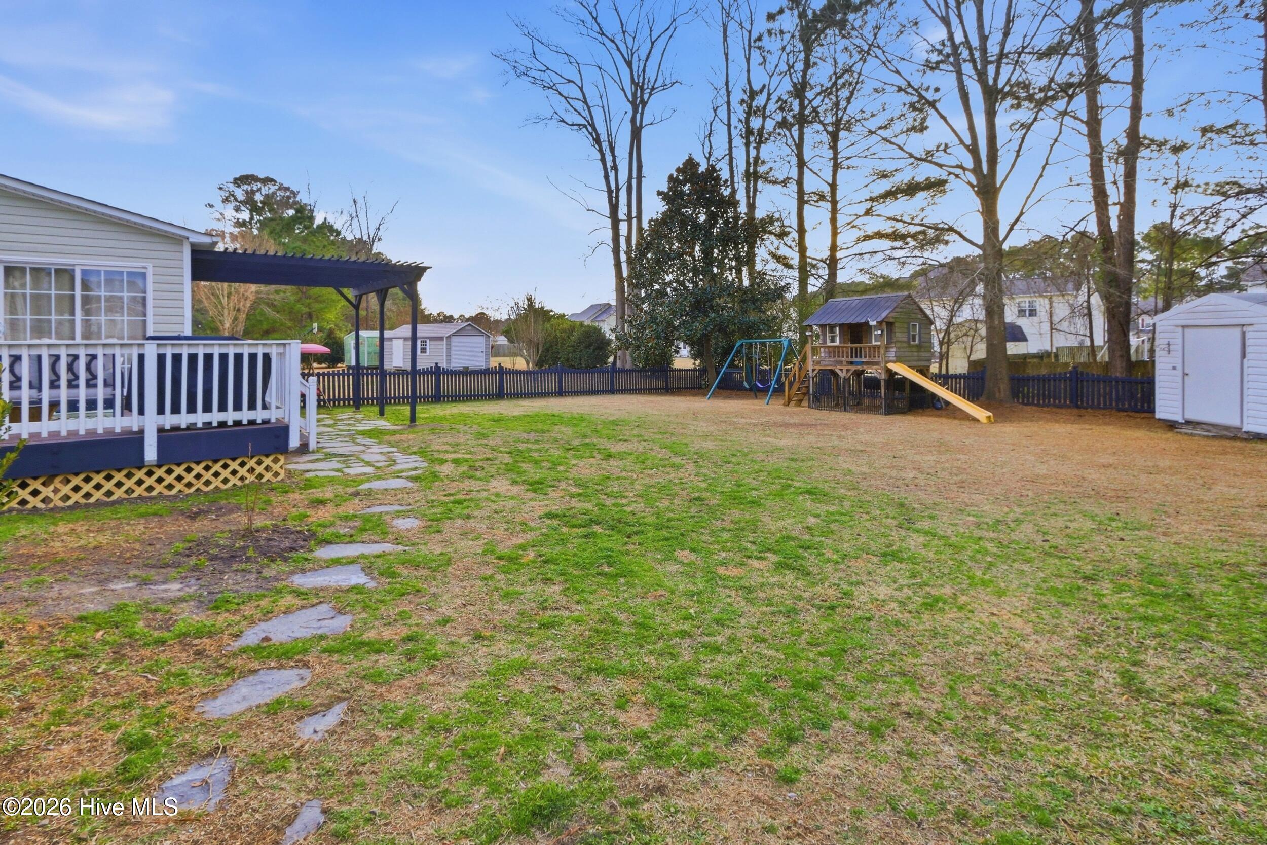 100551374 | Photo 58