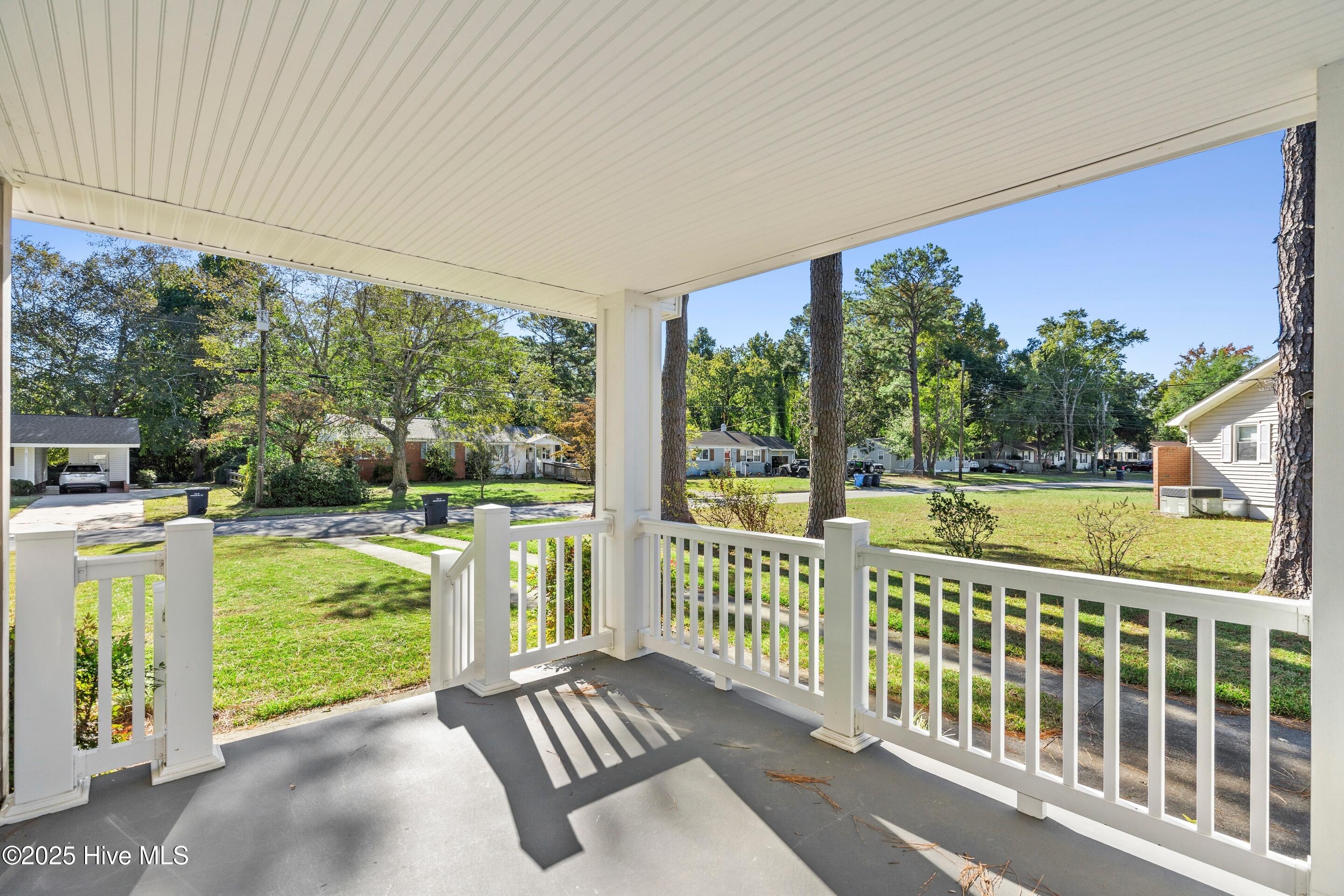 100537321 | Photo 21