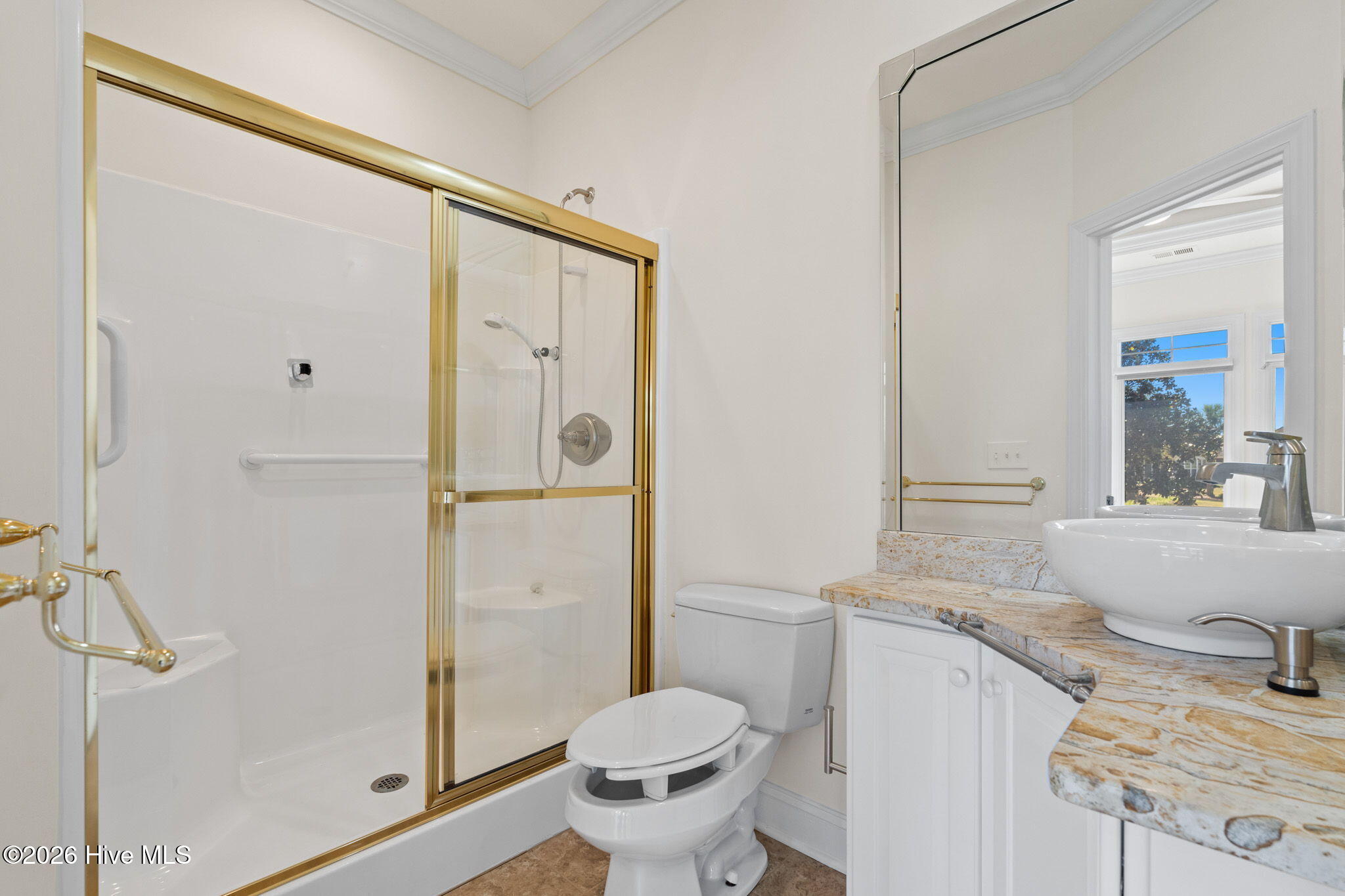 100564967 | Photo 28