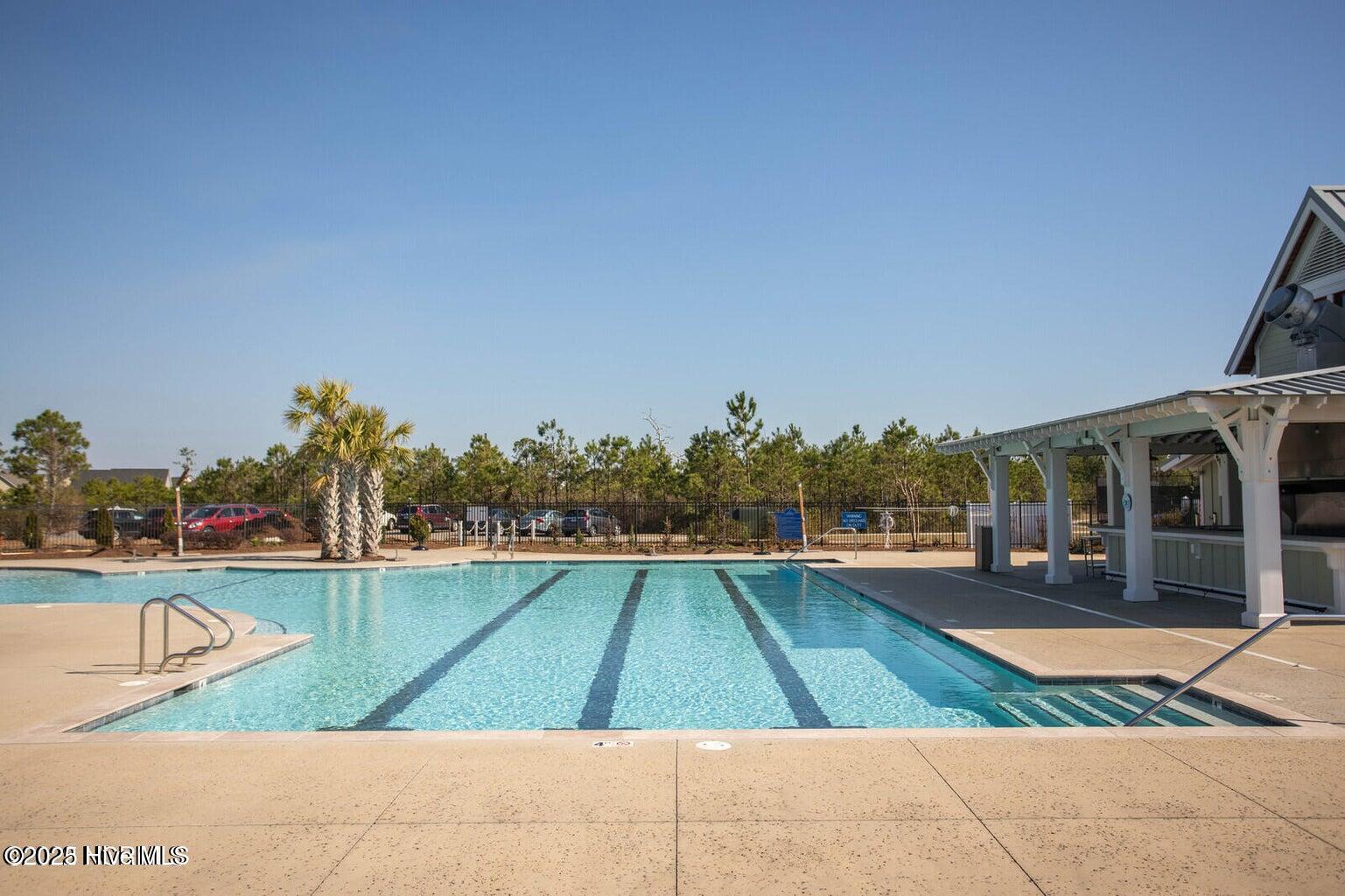 100561885 | Photo 109