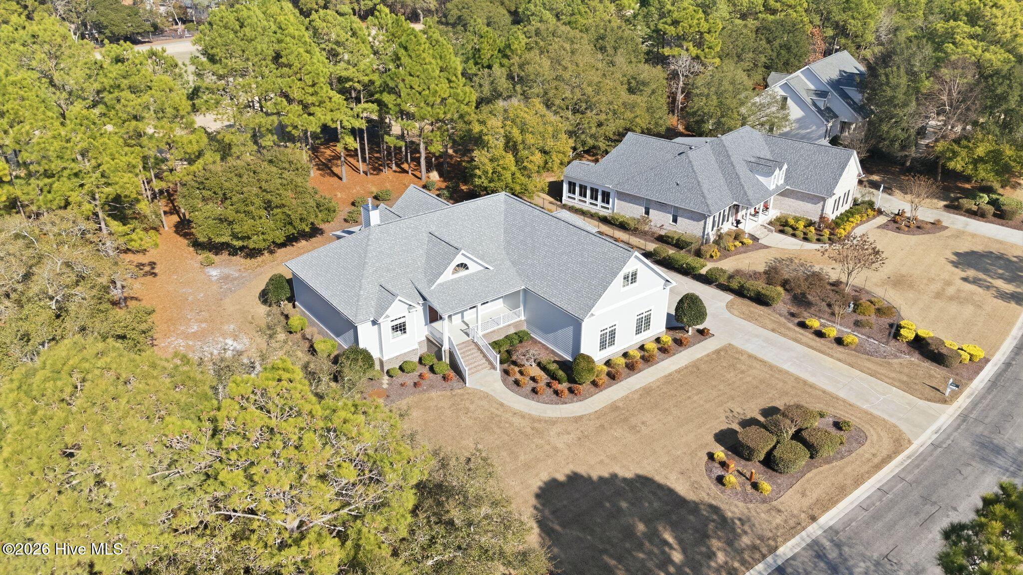 100553774 | Photo 86