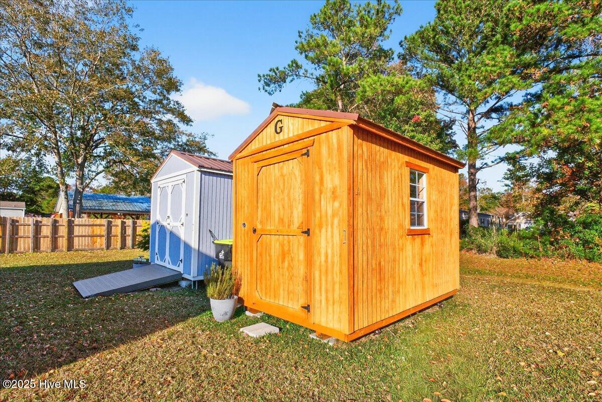 100540840 | Photo 46