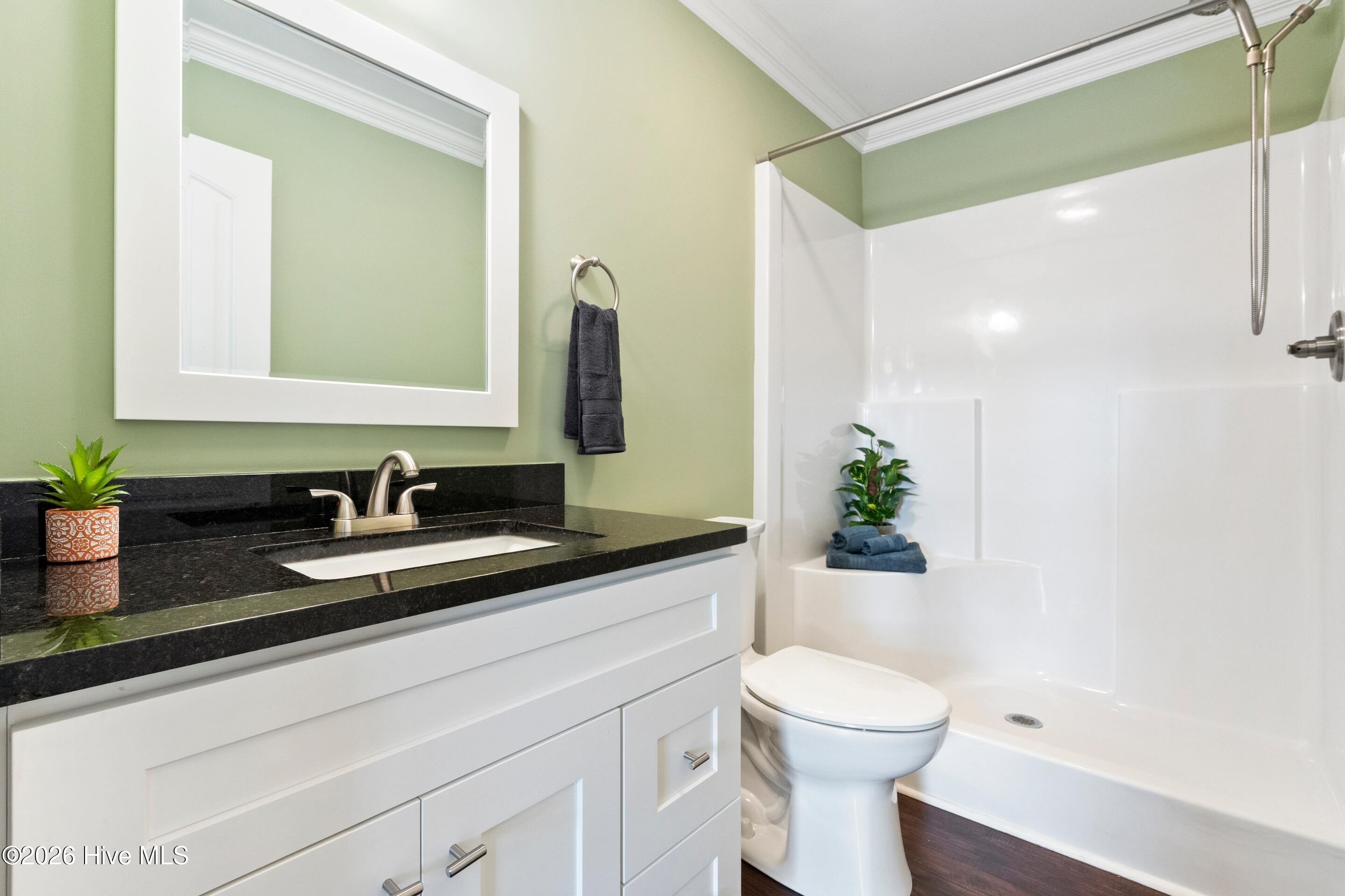 100548335 | Photo 20