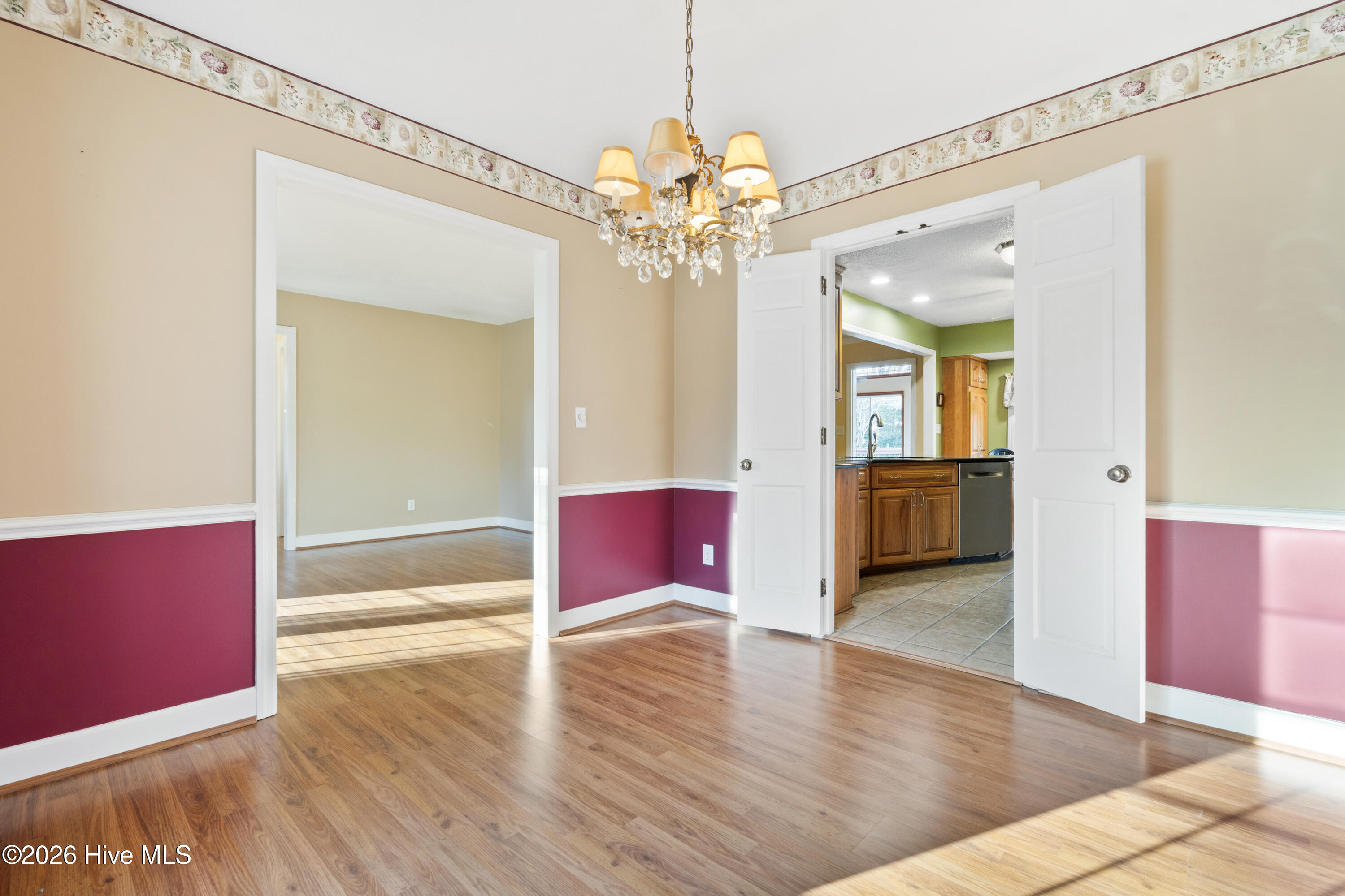 100549887 | Photo 67