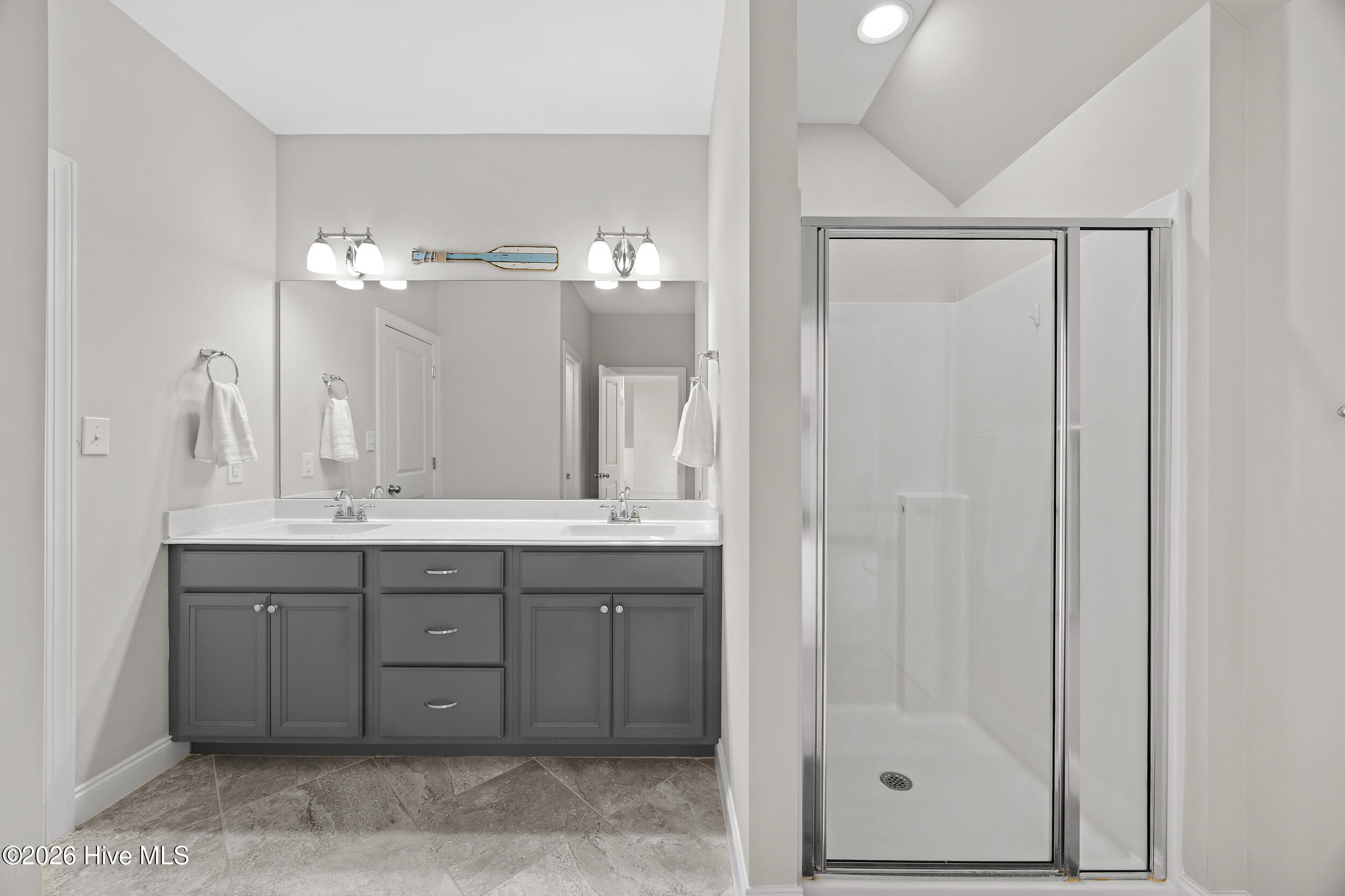 100554590 | Photo 38