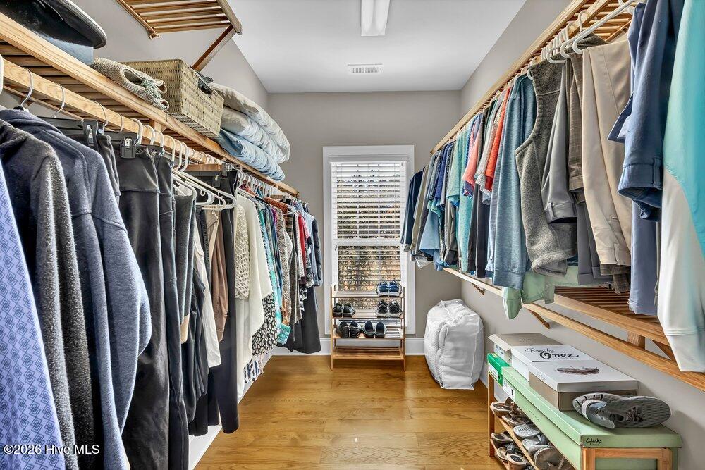 100553268 | Photo 20