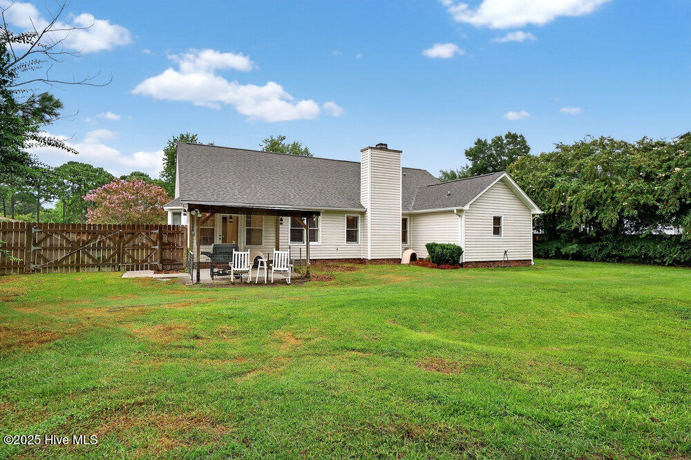 100527108 | Photo 25