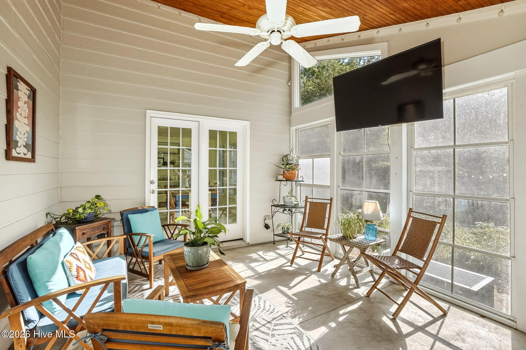 121 Gull Harbor Drive,Newport