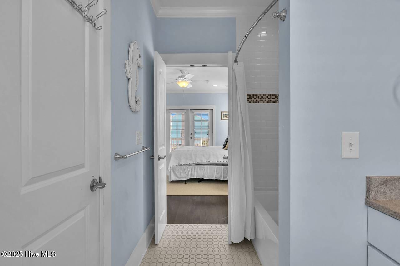 100543948 | Photo 45