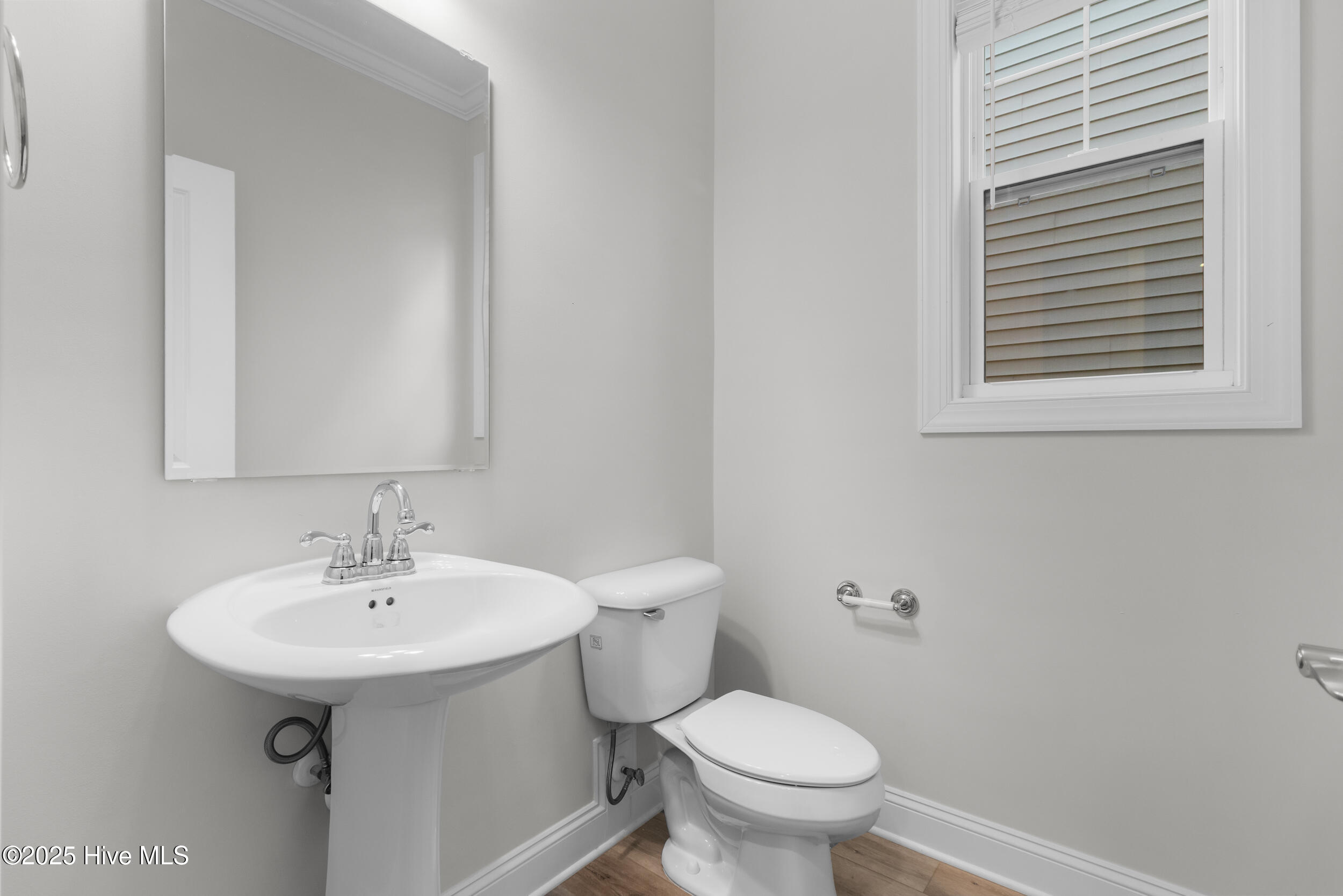 100538867 | Photo 18