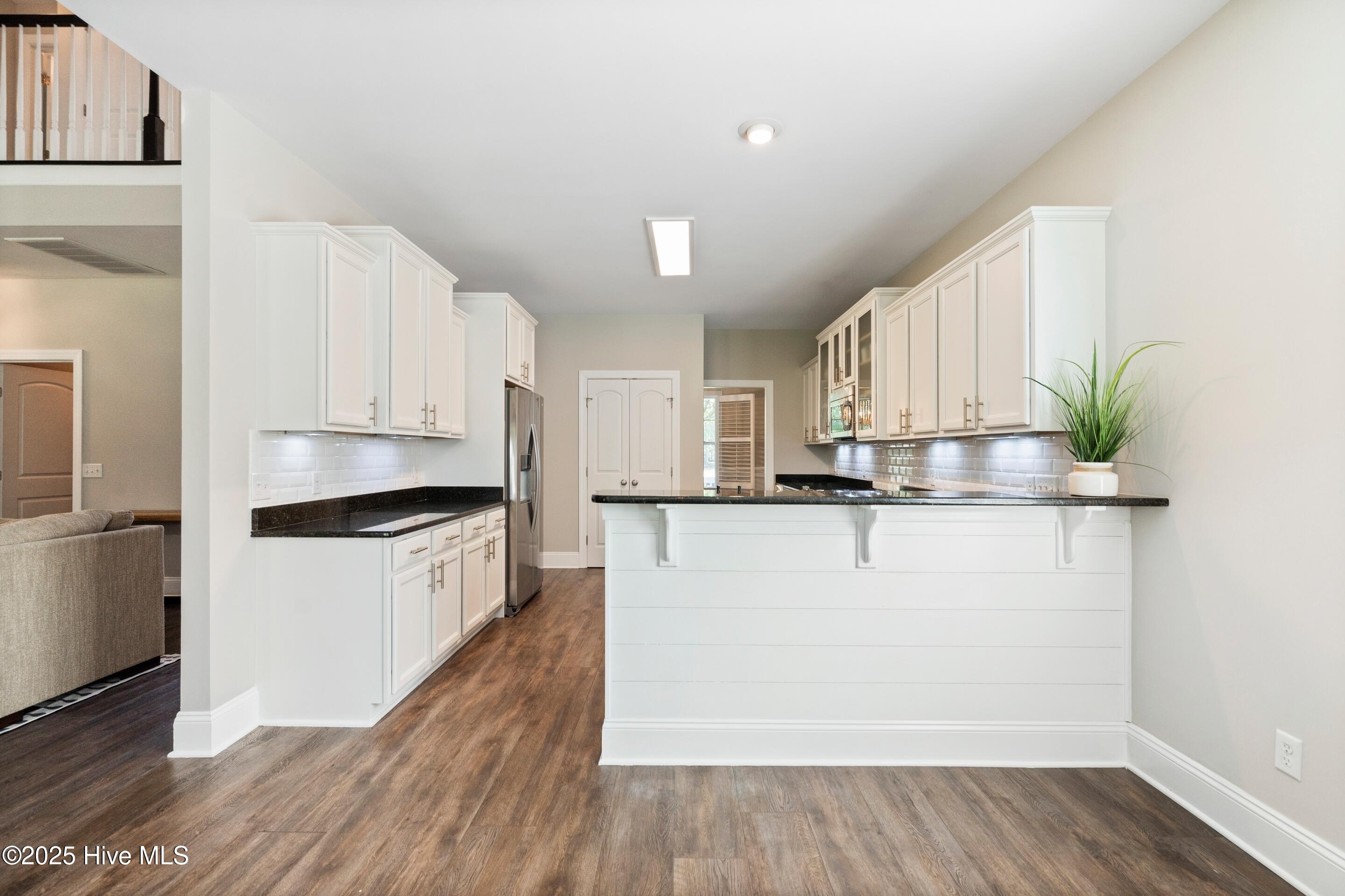 100529495 | Photo 14