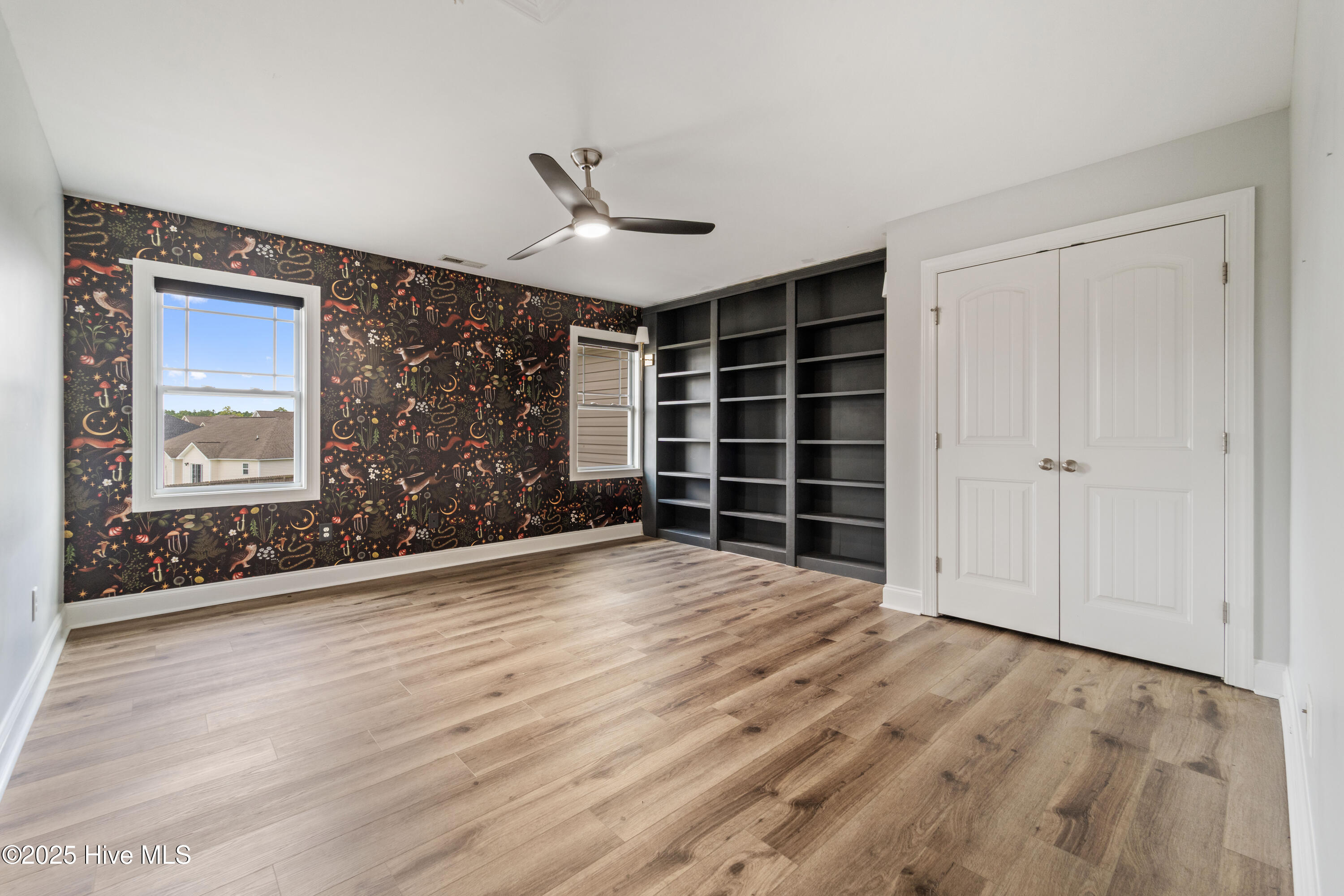 100525842 | Photo 68