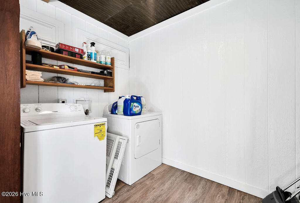 100560144 | Photo 55