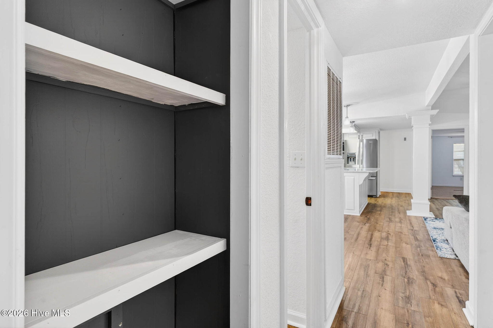 100565671 | Photo 27