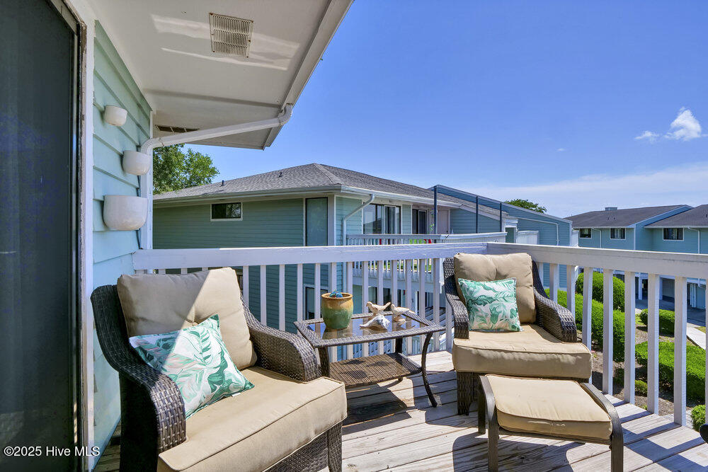 109 Teakwood Drive 802, Carolina Beach, NC 28428 – photo 24: 024_p1400774_475
