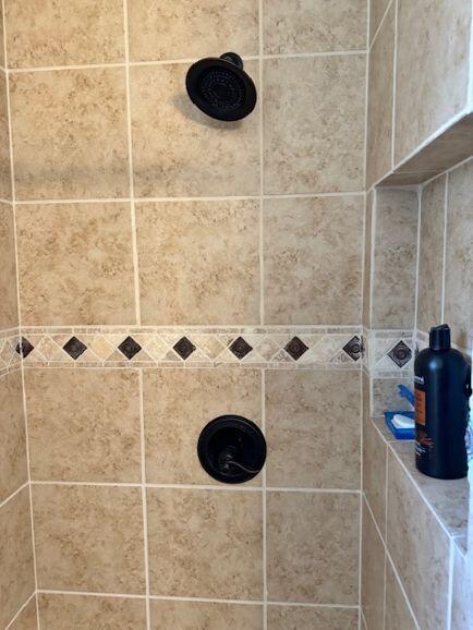 352EuclidBath1a