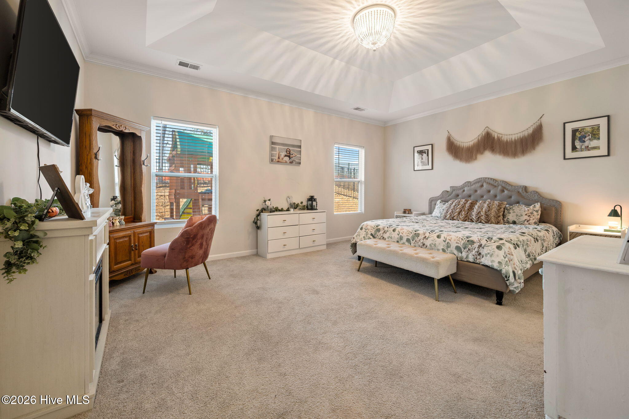 100549288 | Photo 12