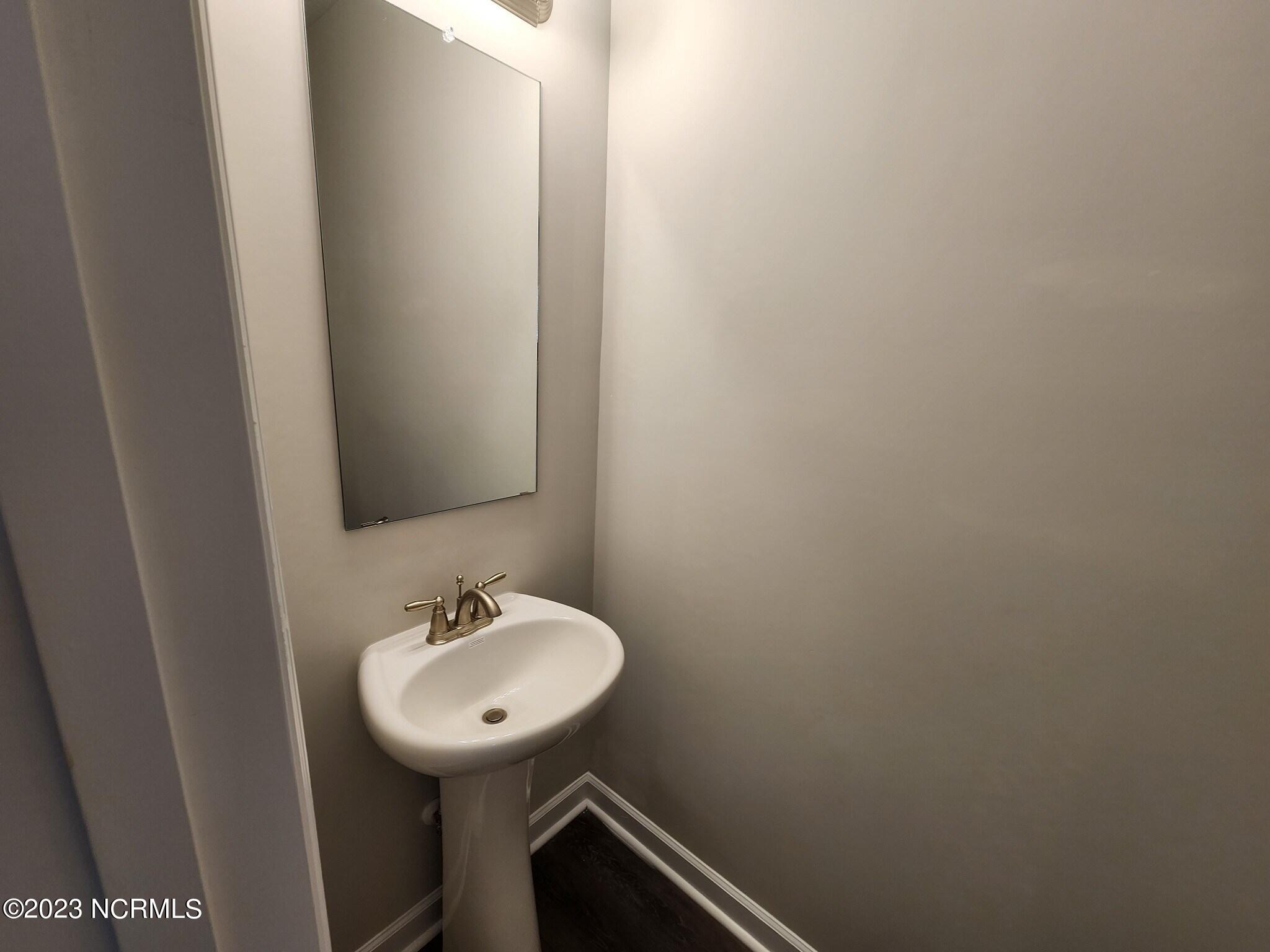 100524735 | Photo 13