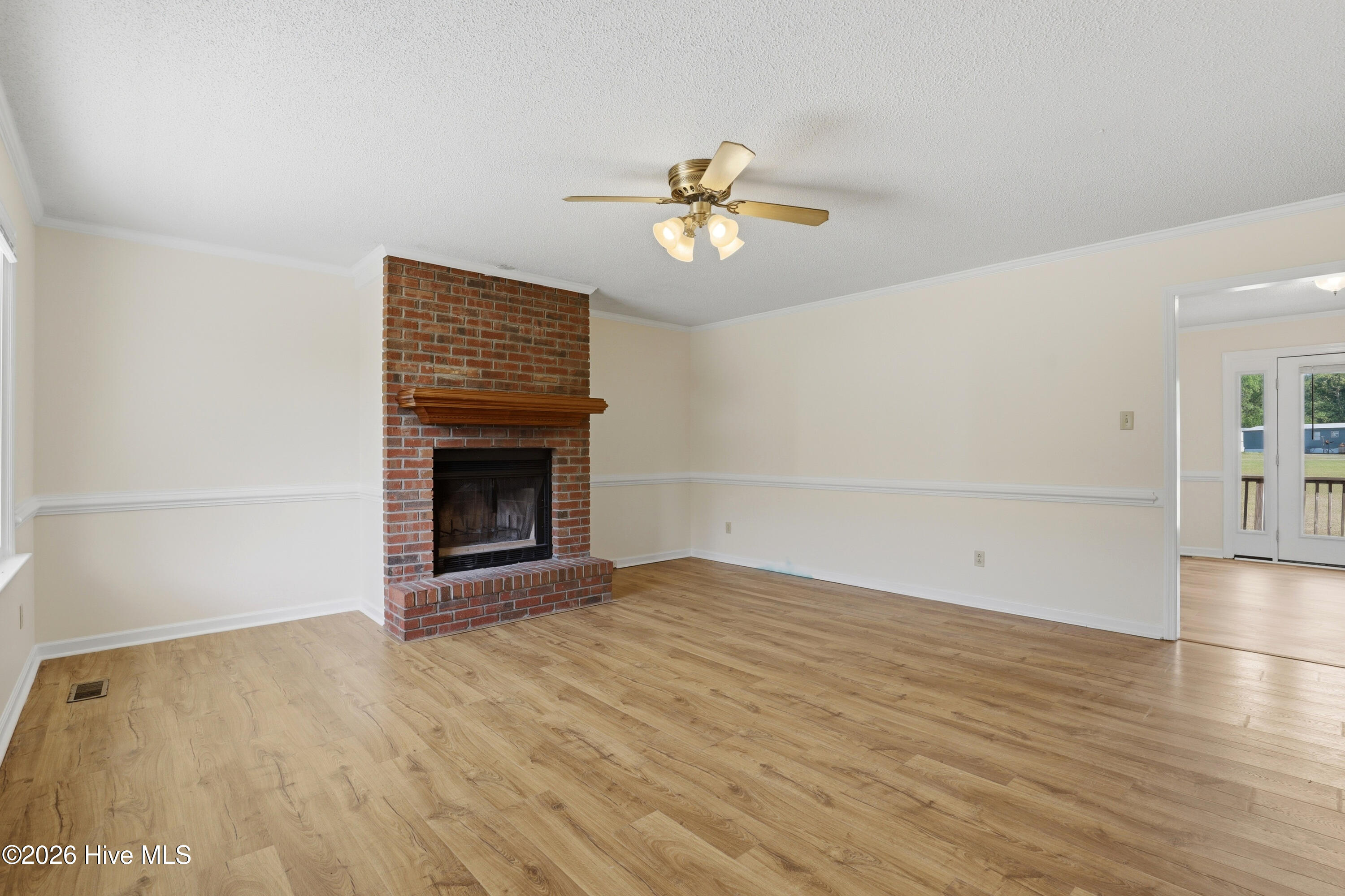 17-110 N Pointe Dr-17