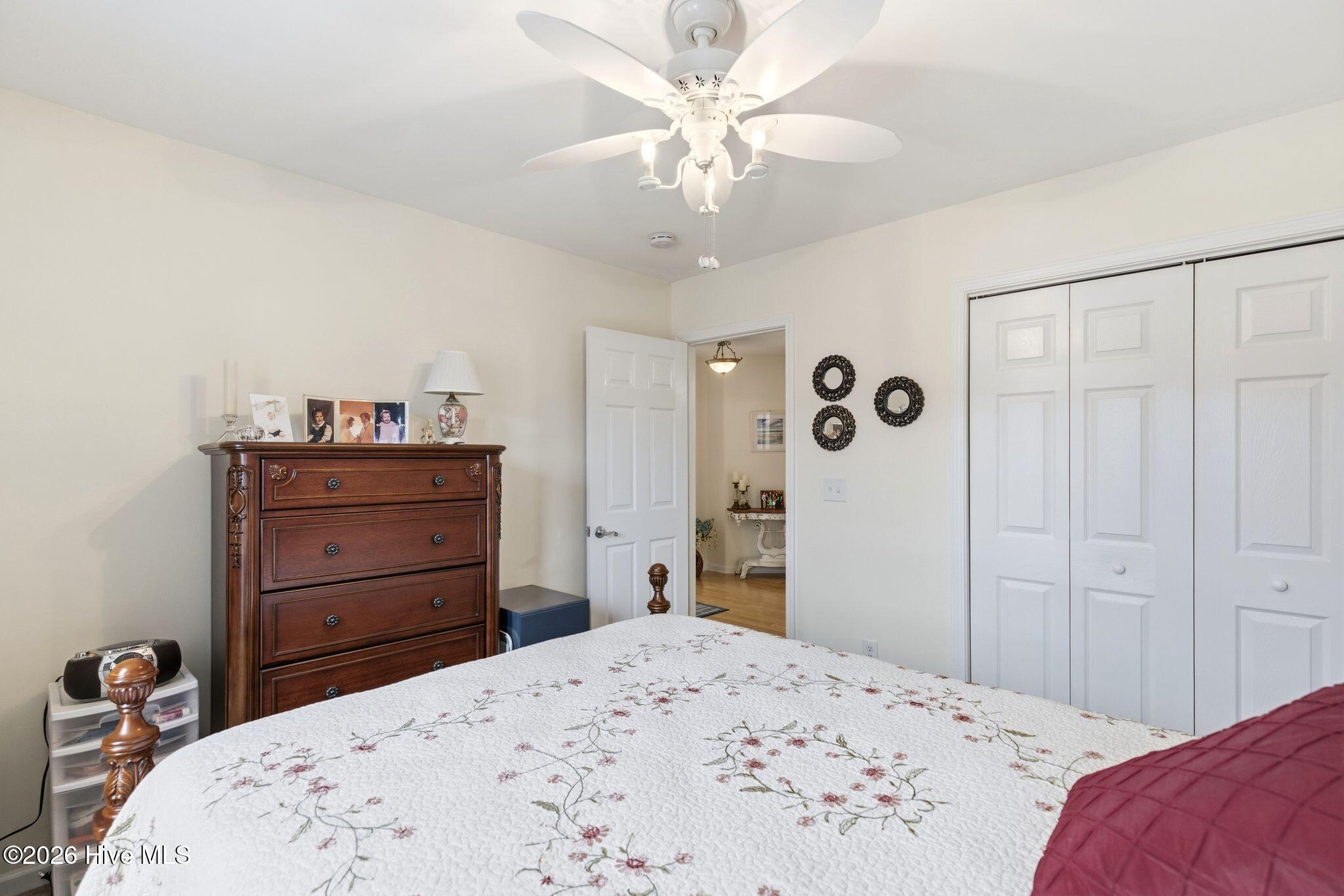 100557831 | Photo 30