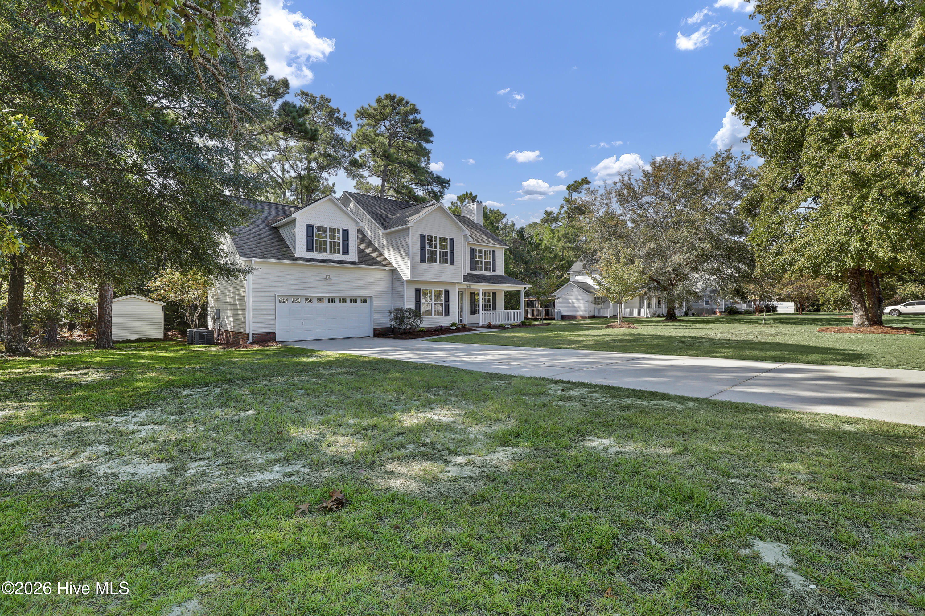 Photo 3 of Single family home for sale at 1643 Chadwick Shrs Dr, Sneads Ferry, NC 28460 | MLS# 100606247 | Listing updated on 2026-10-04