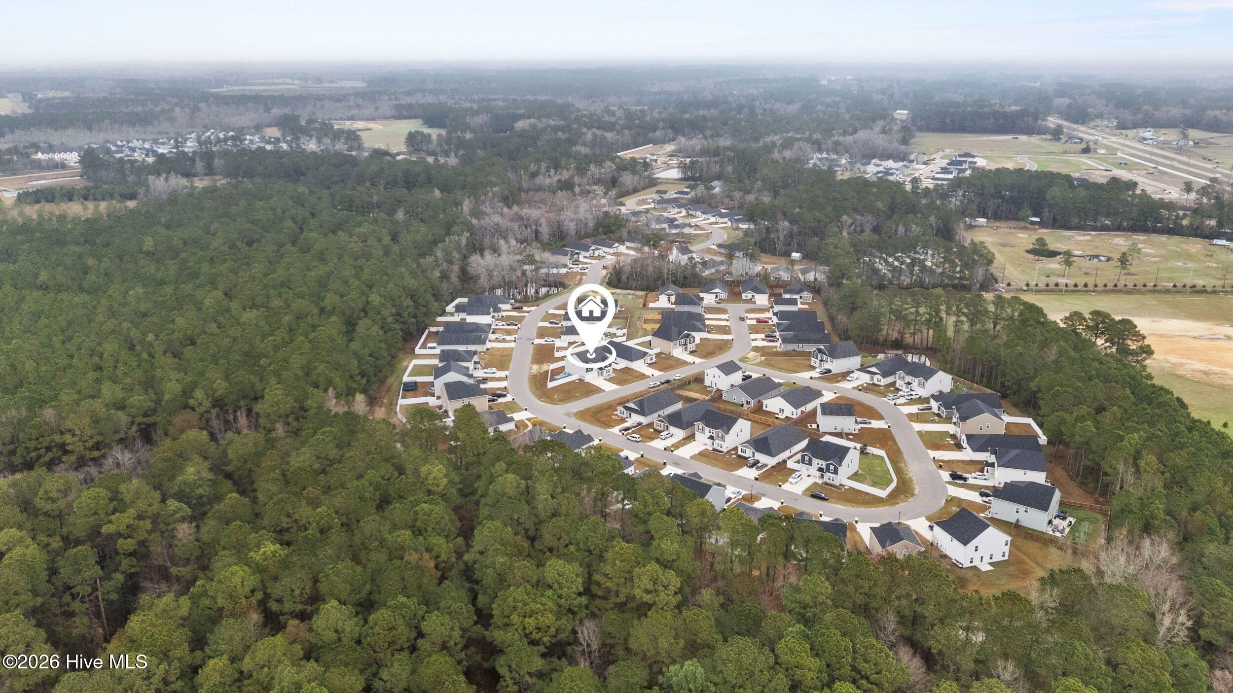 100561972 | Photo 55