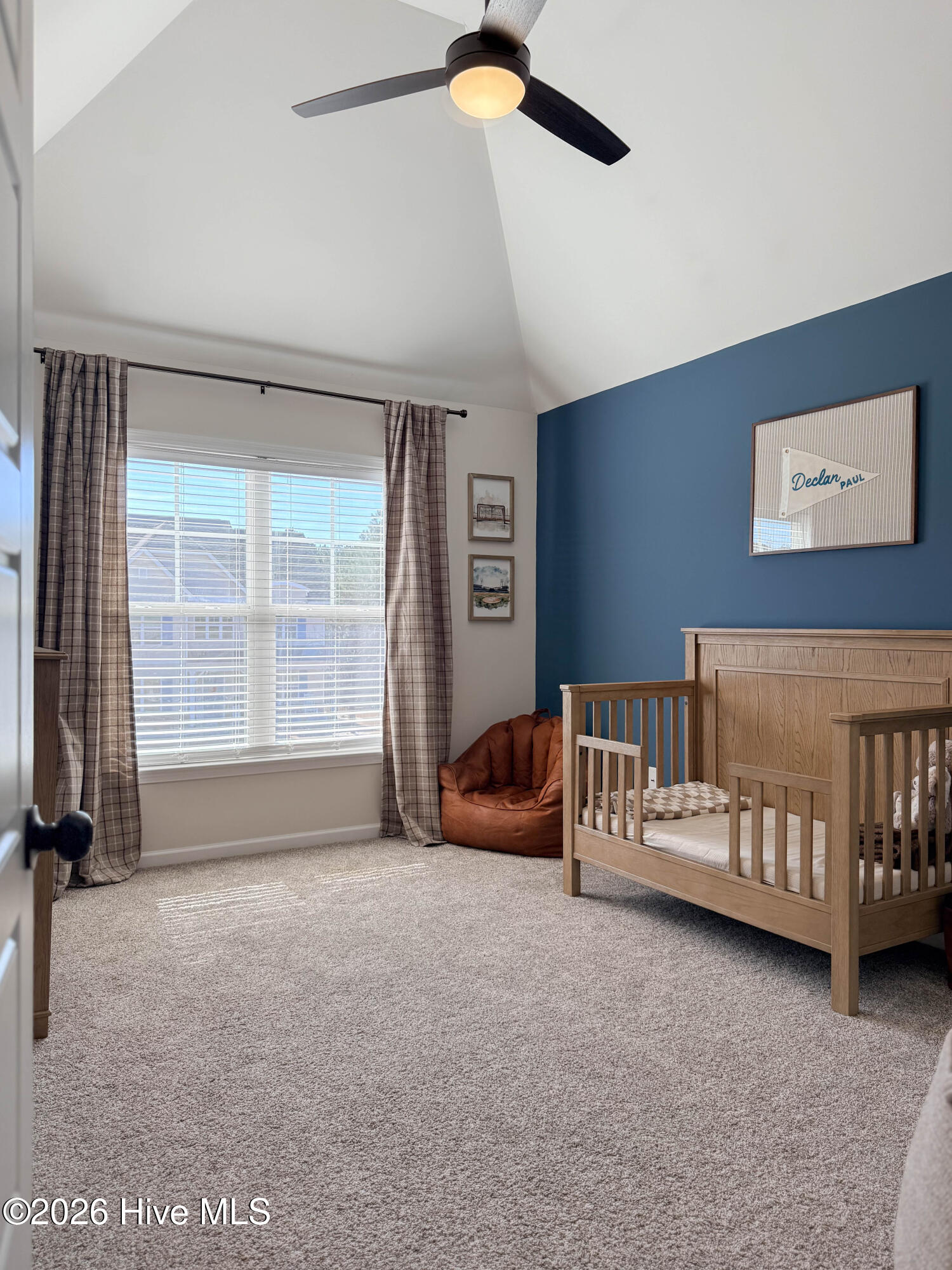 100551828 | Photo 45