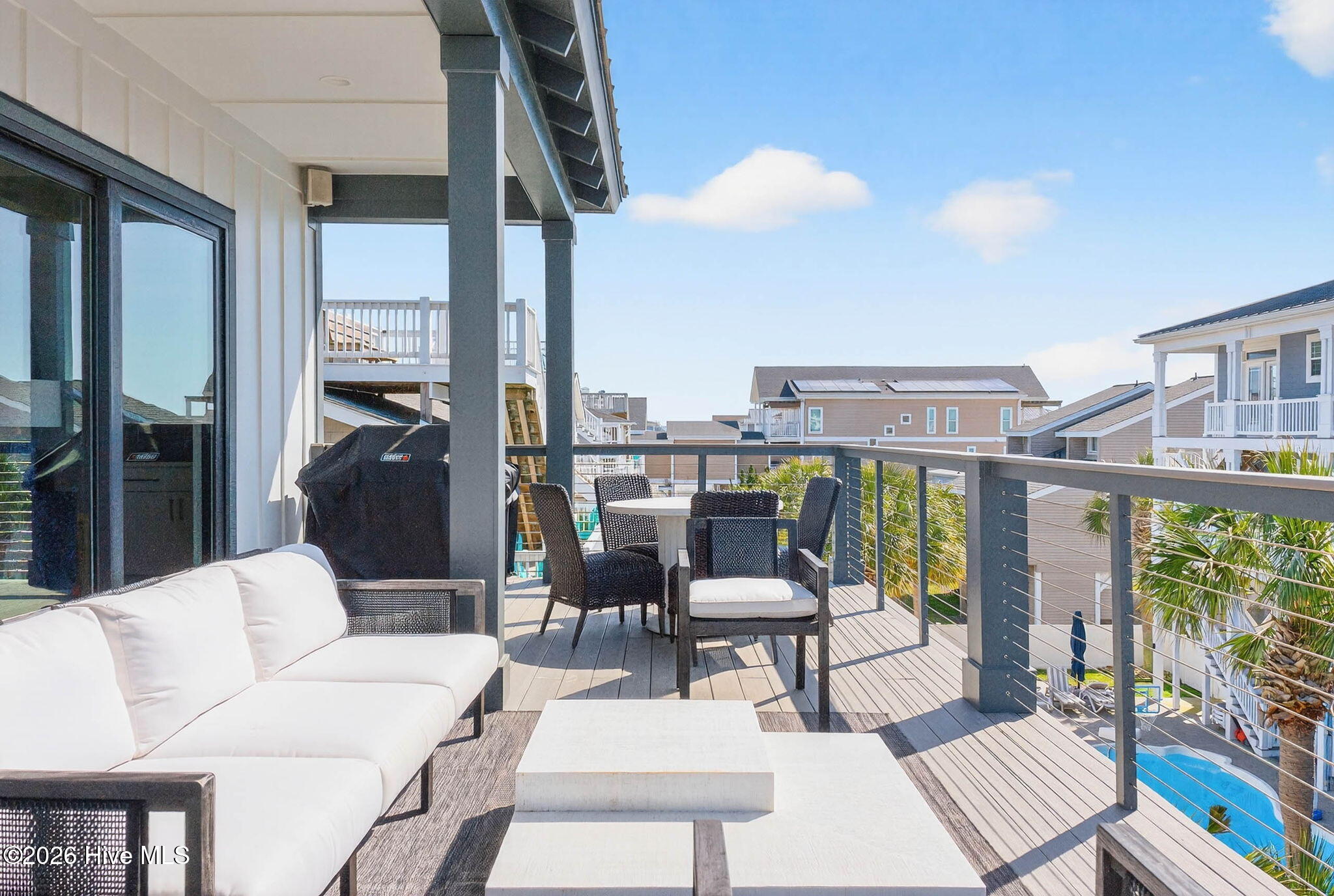 100565153 | Photo 21