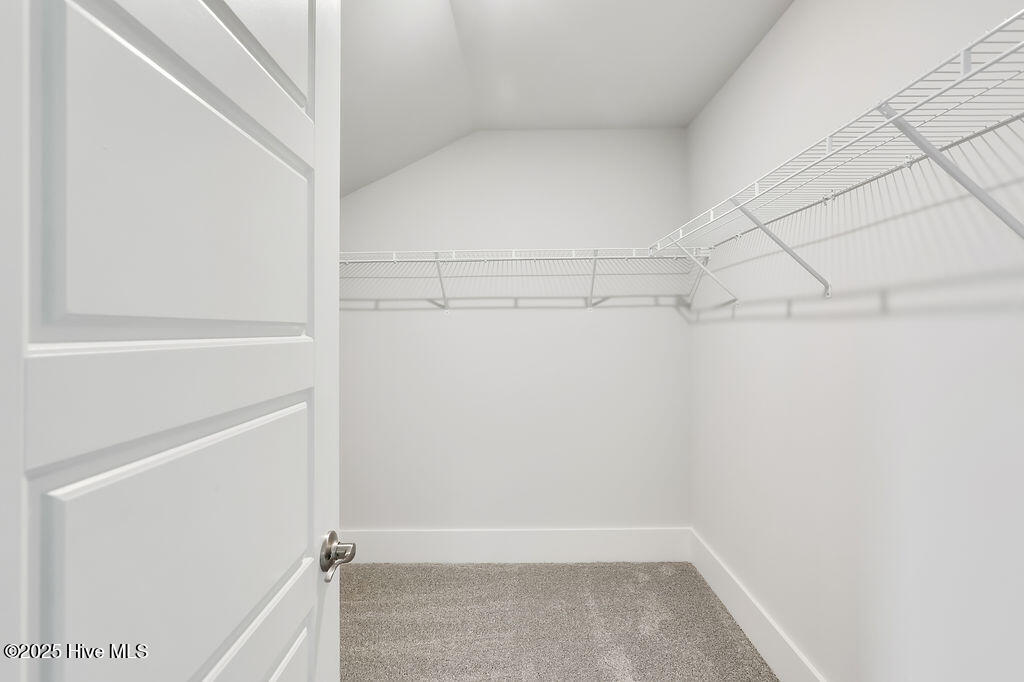 100539304 | Photo 26