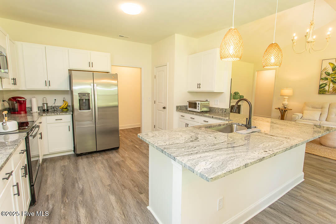 100541547 | Photo 14