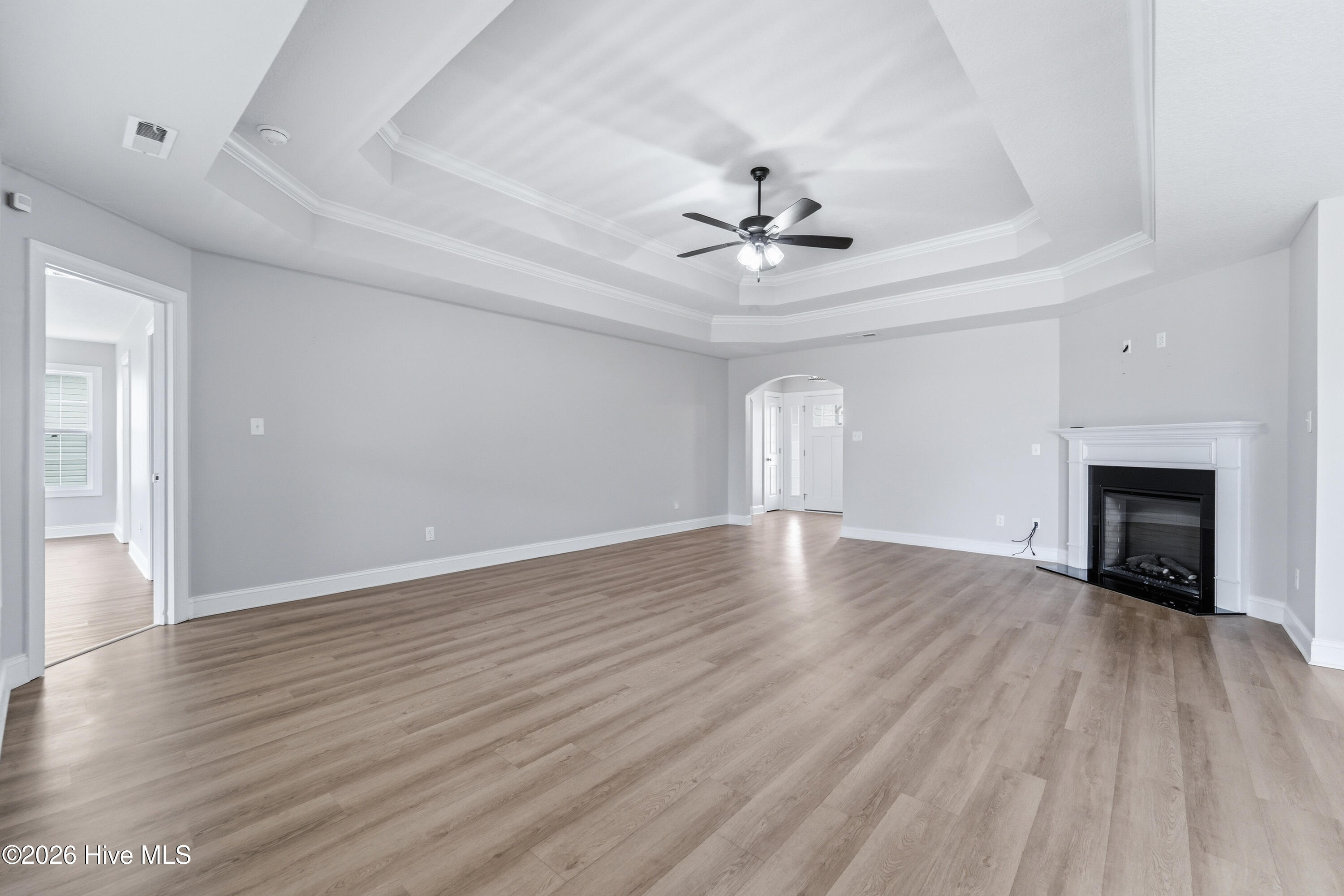 100570478 | Photo 12