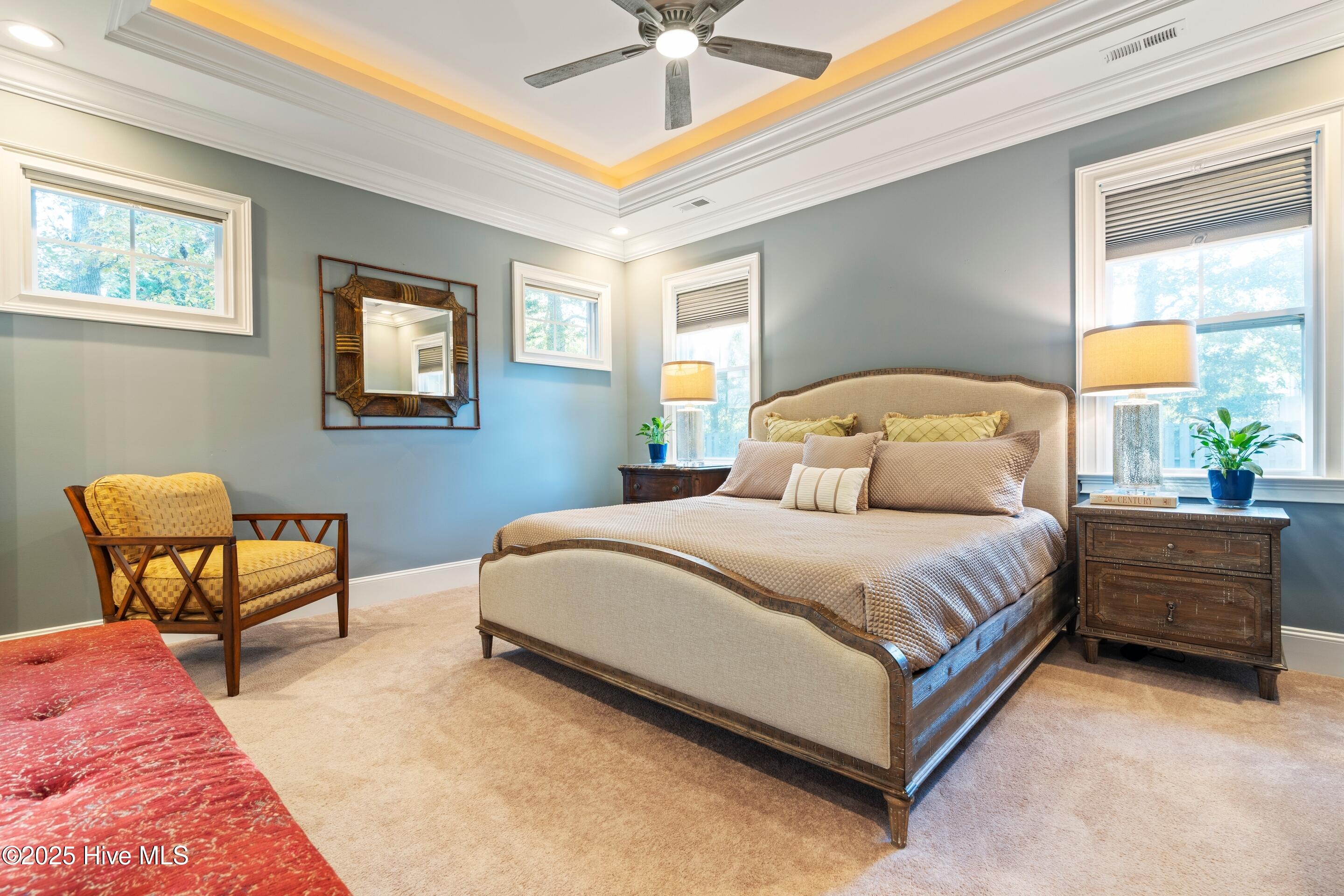 100542073 | Photo 24