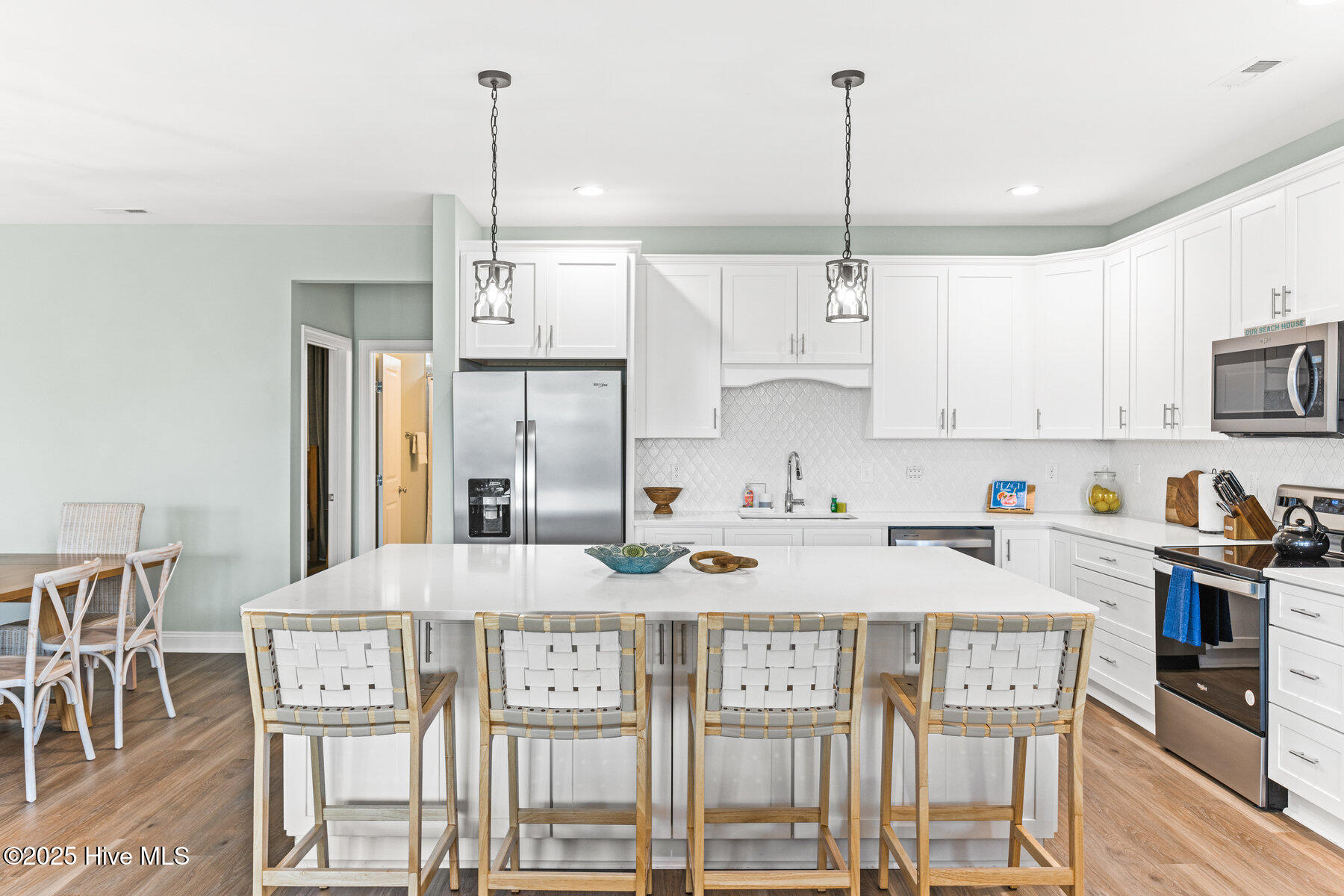 100552667 | Photo 20