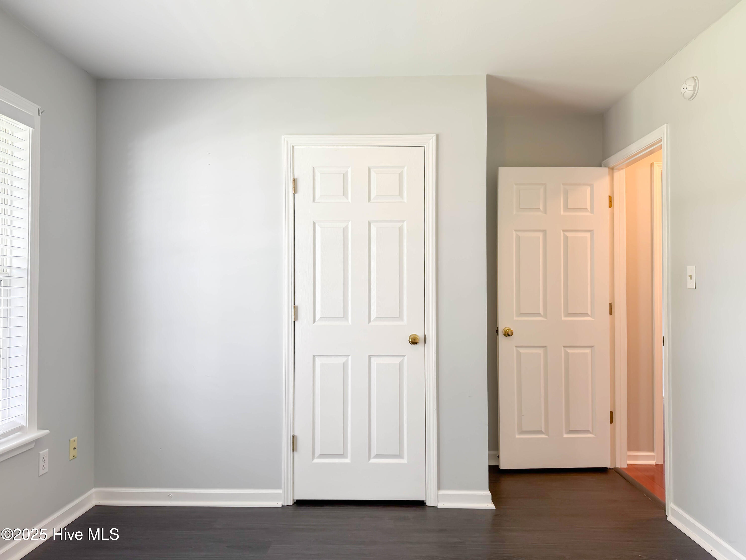 125 Kanton Drive, Jacksonville, NC 28540 – photo 23: Photo Sep 08 2025, 12 02 04 PM