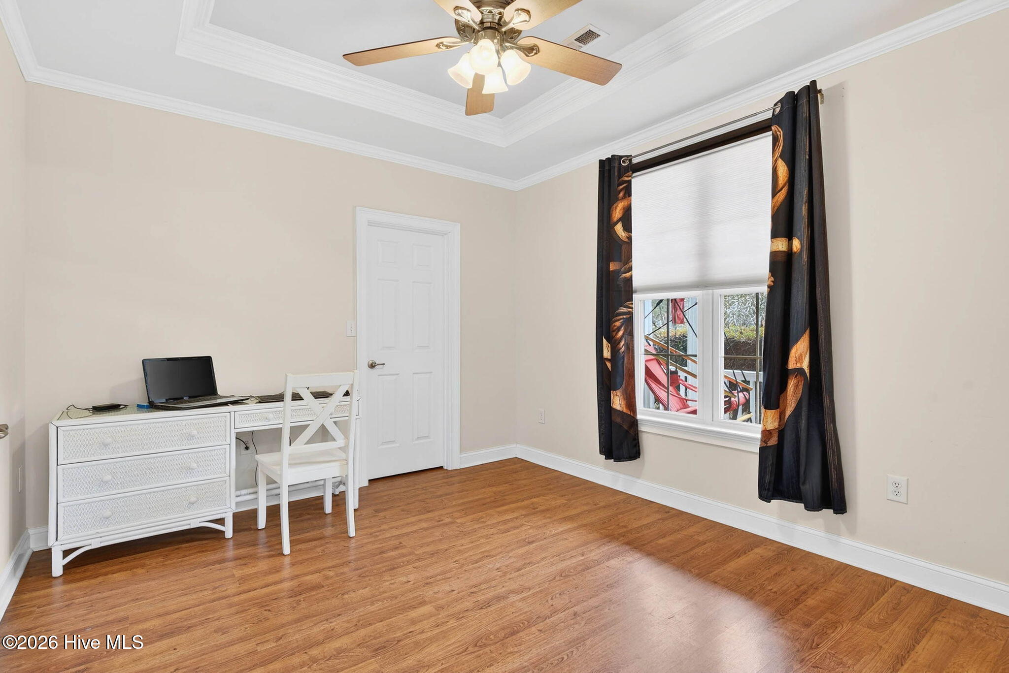 100556471 | Photo 30