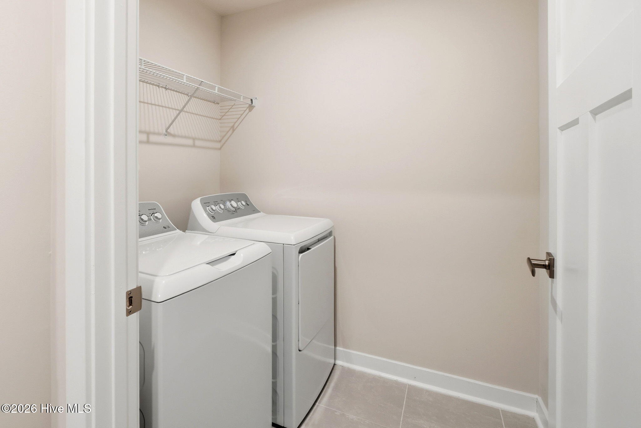 100554684 | Photo 23