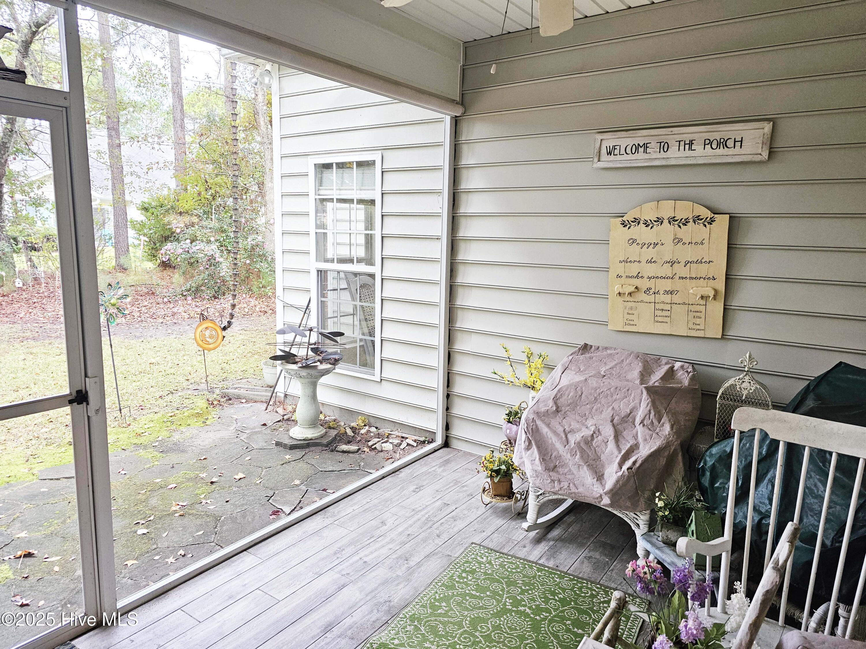 100540219 | Photo 15